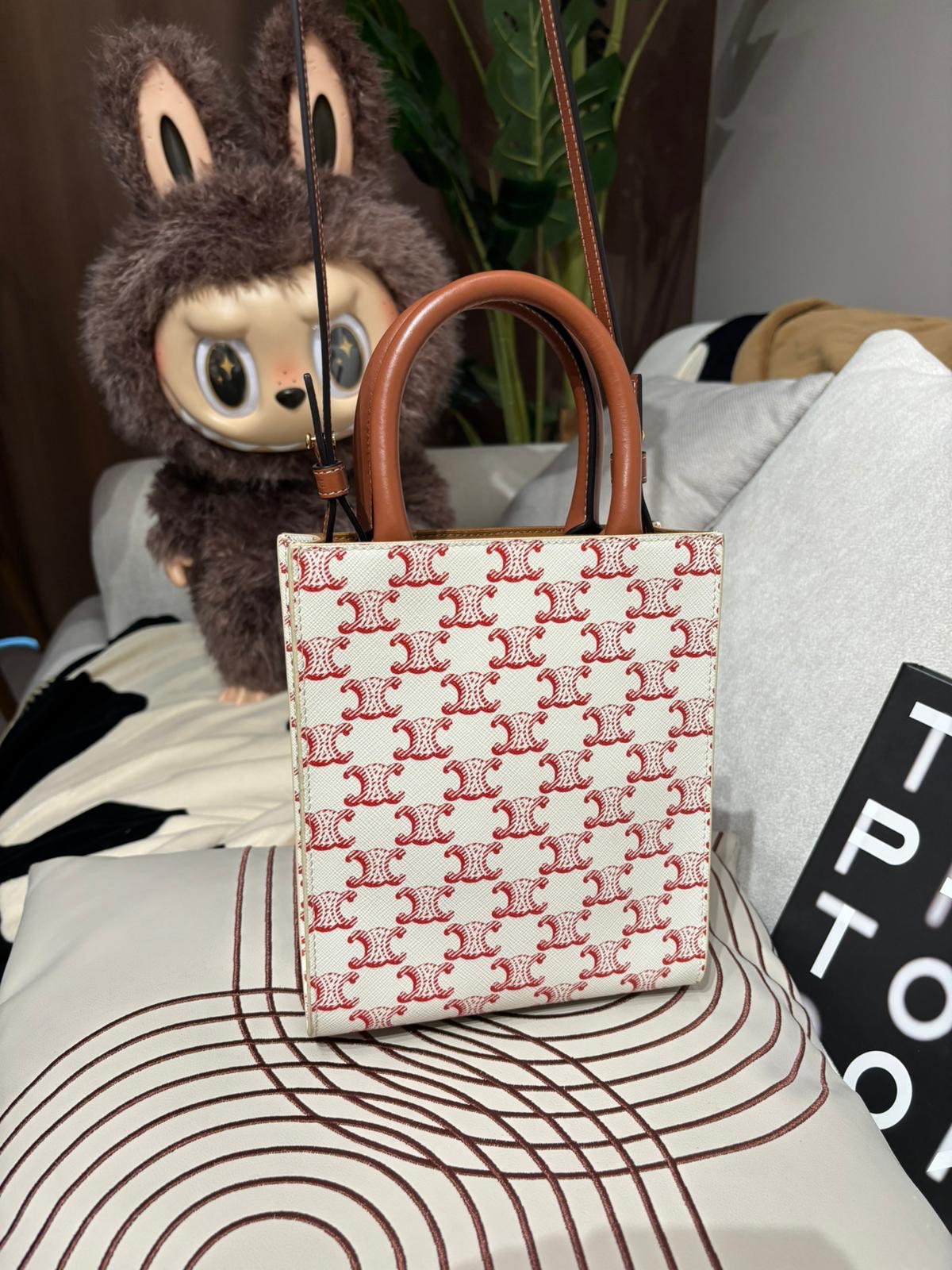 Celine Mini Vertical Cabas Red & Write 100%Authentic, 95%New ✅Dust bag