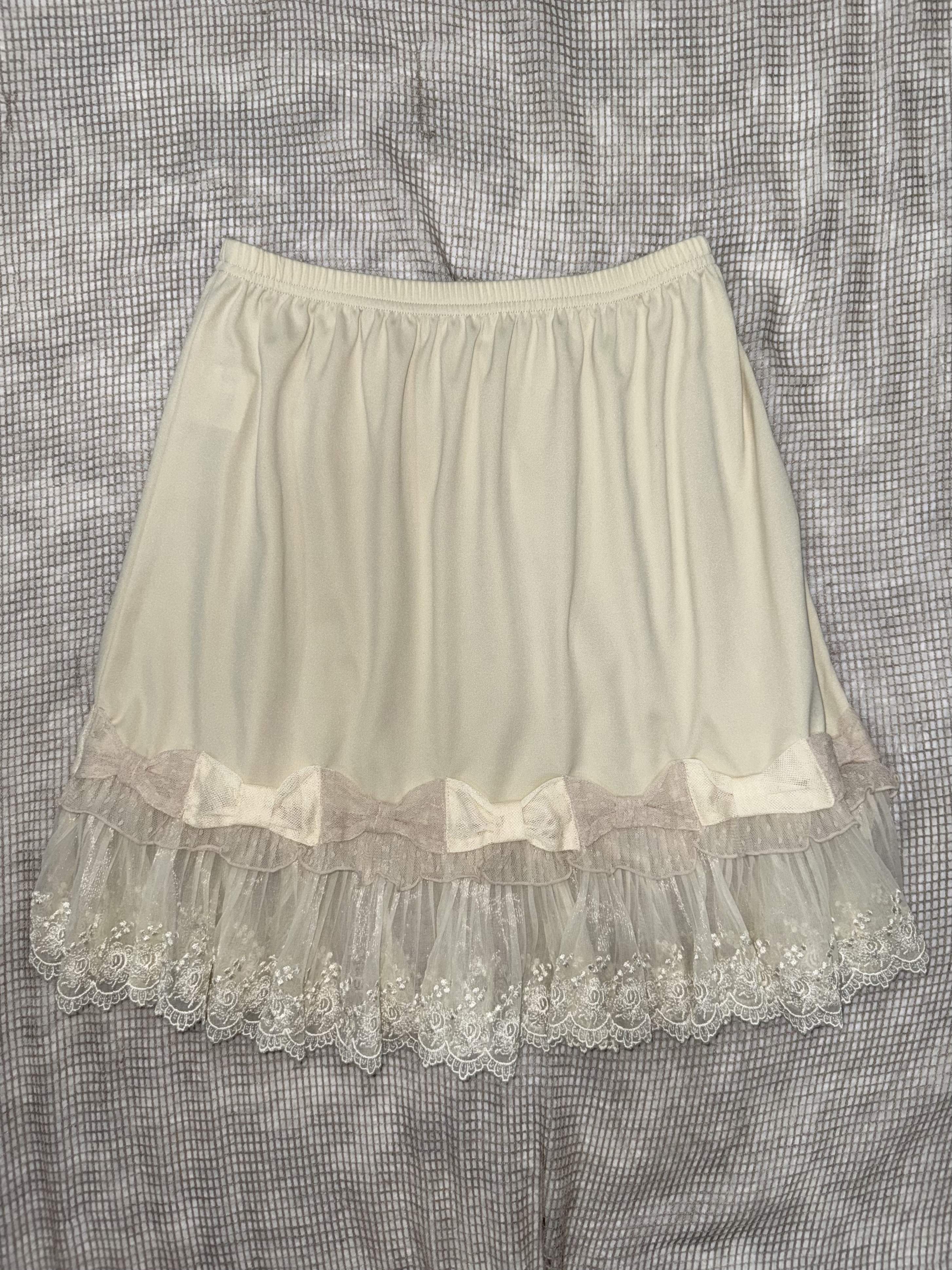 Axes Fairy-Tale Embroidered Mesh Underskirt