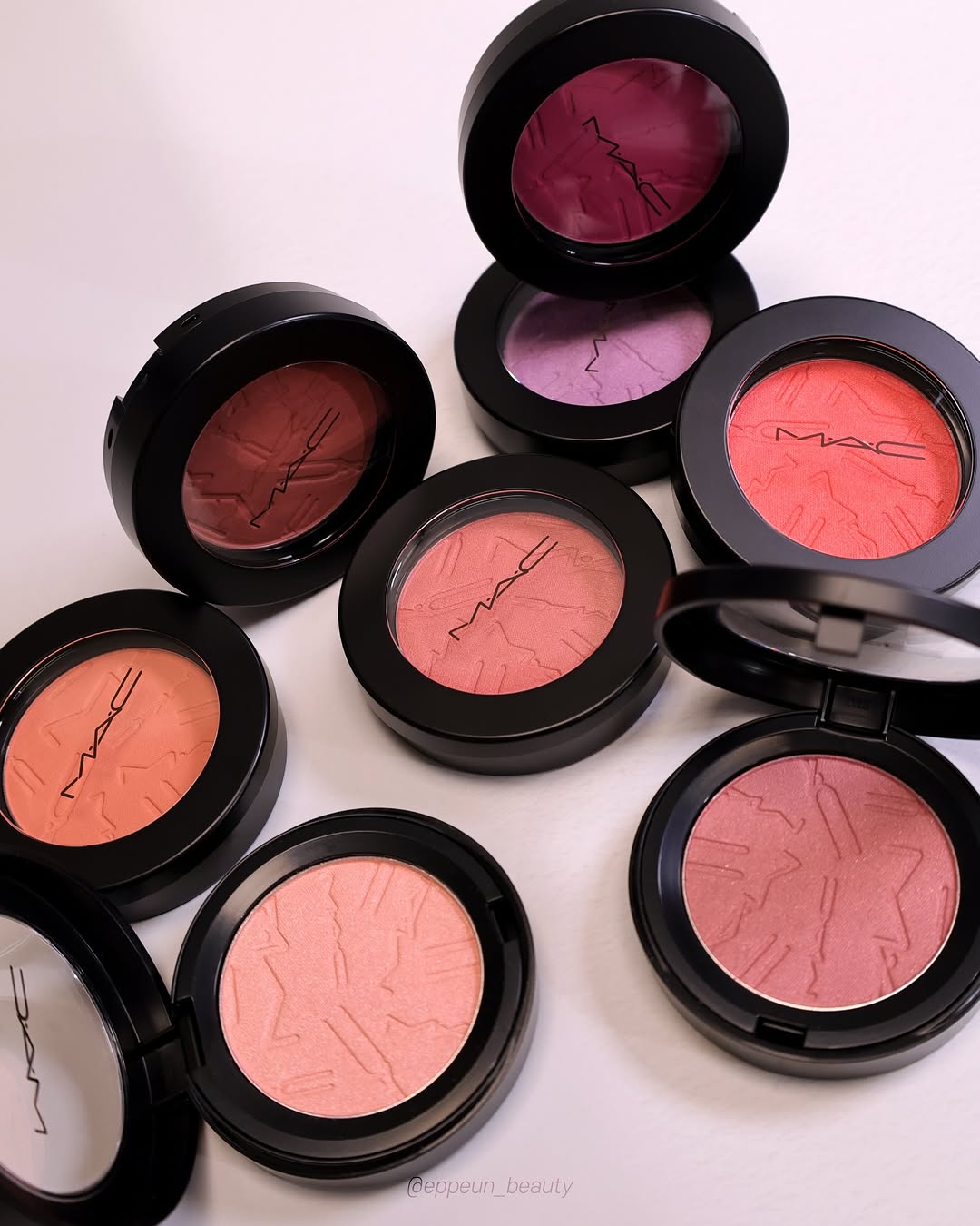 M.A.C 單色啞光微光胭脂腮紅 MELBA BABYGIRL Skinfinish Colourstruck Blush 8g