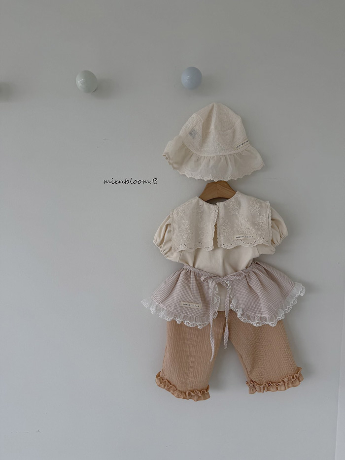 🇰🇷mienbloom.b tee