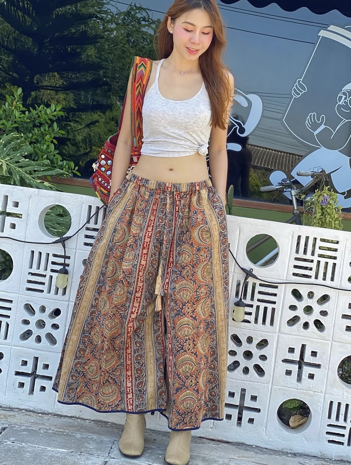 泰國名牌CHEVA - 橙色圖騰印花併布闊褲