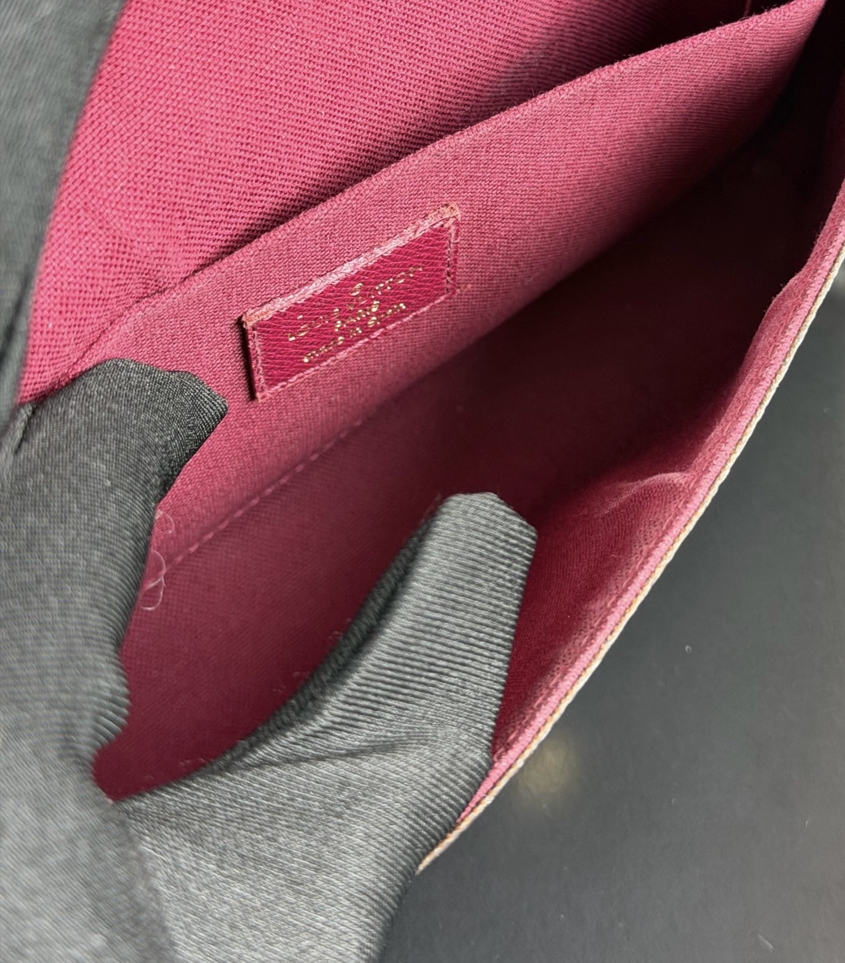 【預訂貨品】LV老花三合一woc