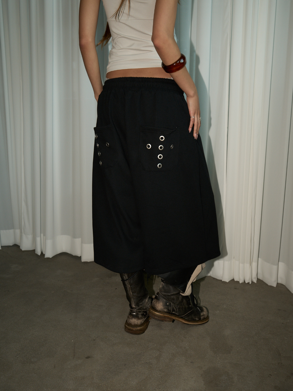 Back Pocket Eyelet Bermuda Pants