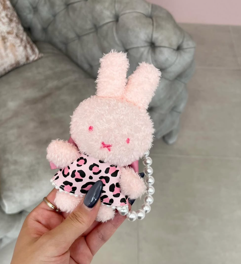 新貨到店 [日本直送] Miia x Miffy聯乘 大阪限定 豹紋掛件 last two