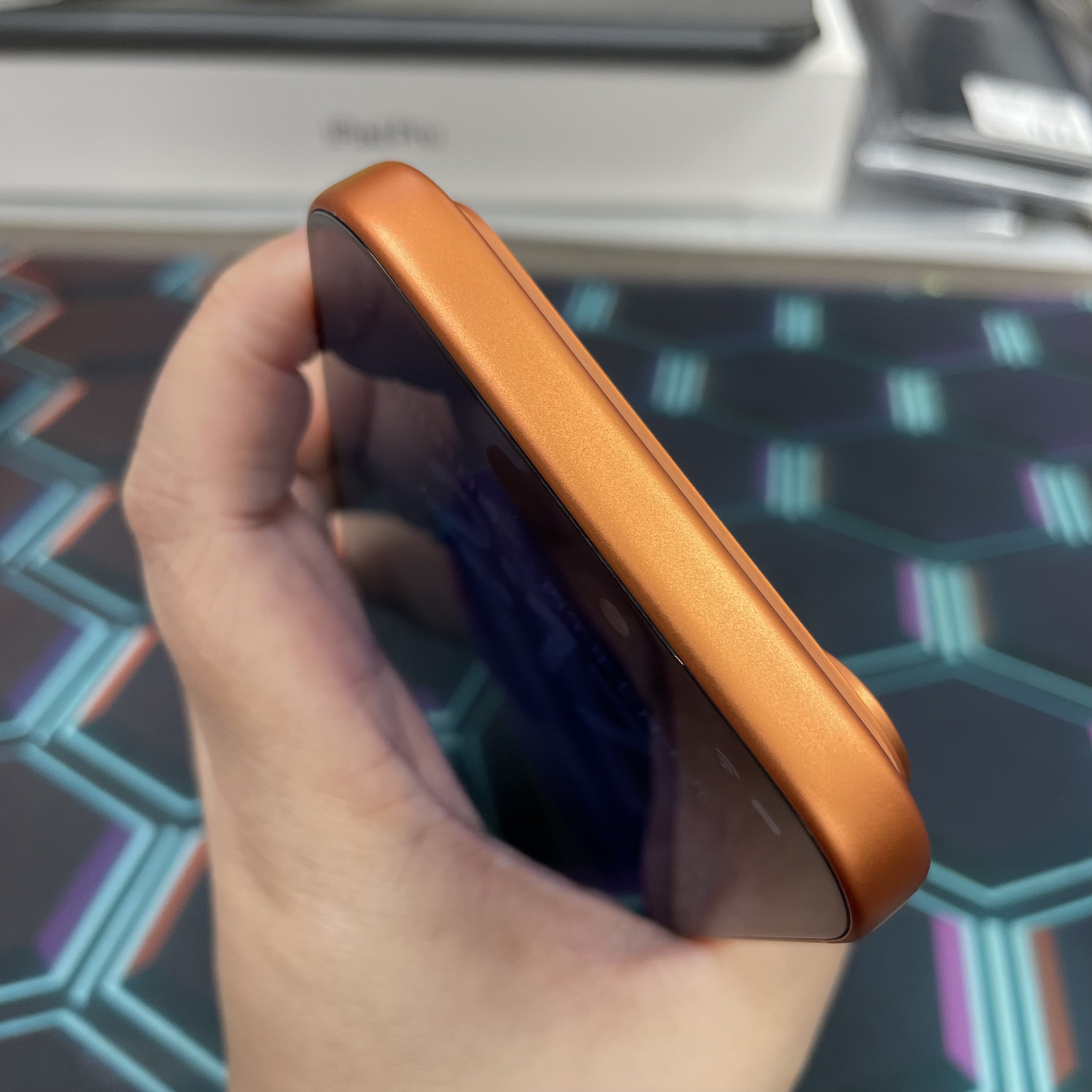 *7727 17 Pro max 完美機 1TB 電98 橙色 orange