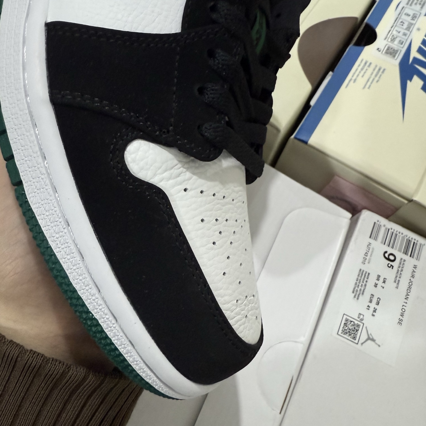 Nike Air Jordan 1 Low 553558-113