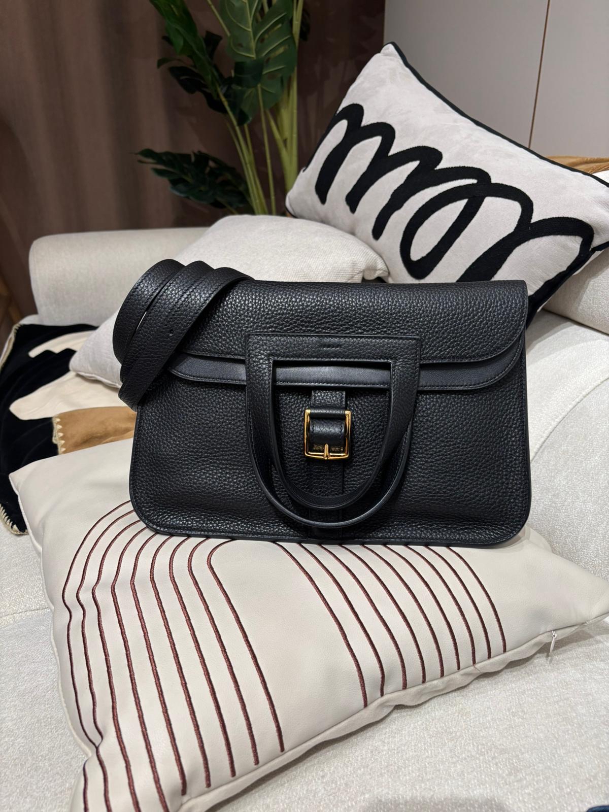 Hermes Halzan 31 Stamp C 黑色牛皮金扣 100%Authentic, 98%New ✅專門店收據✅Dust bag ✅Box