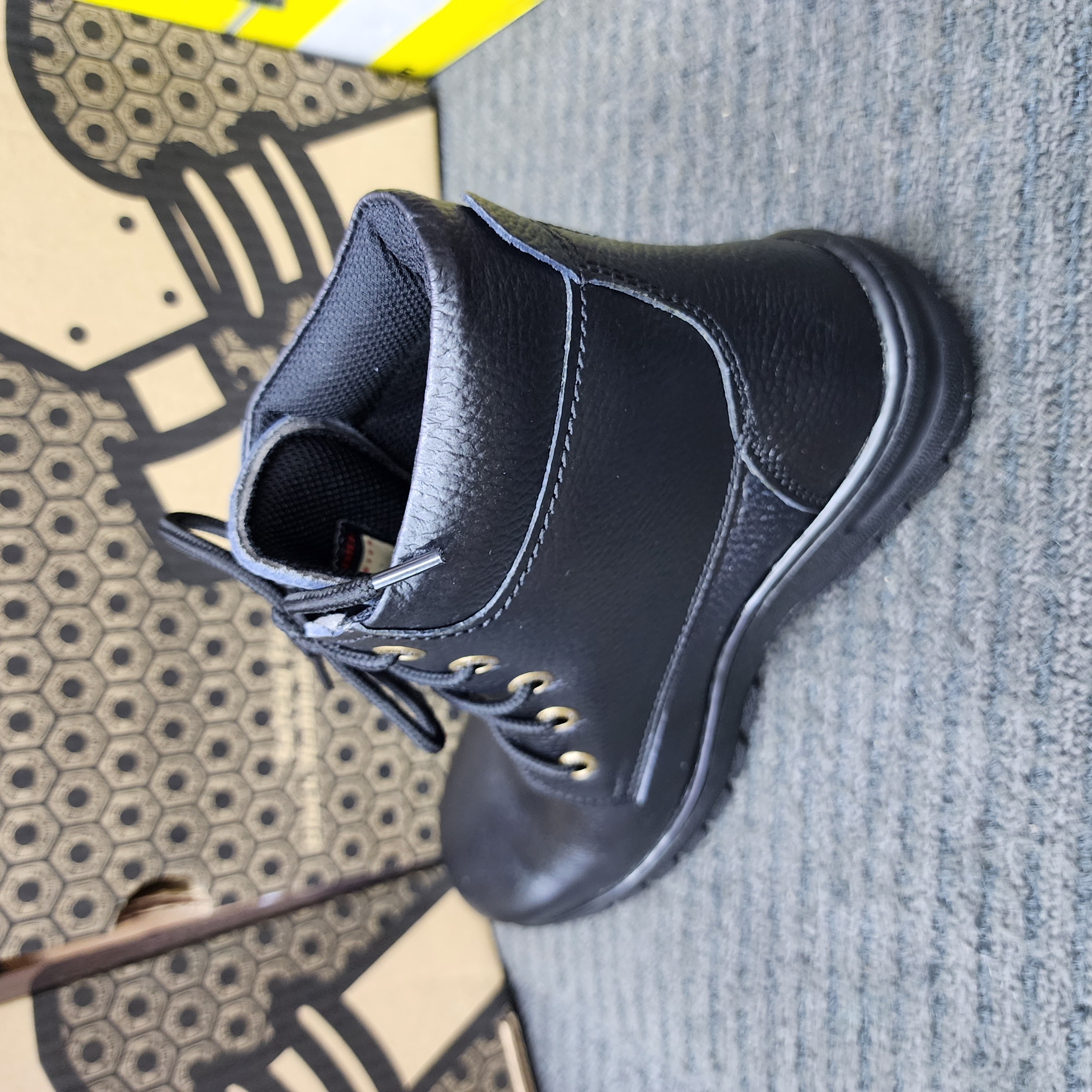 Black Hammer 2000 Series Mid cut Lace up Safety Shoes BH 2332 Kasut Keselamatan