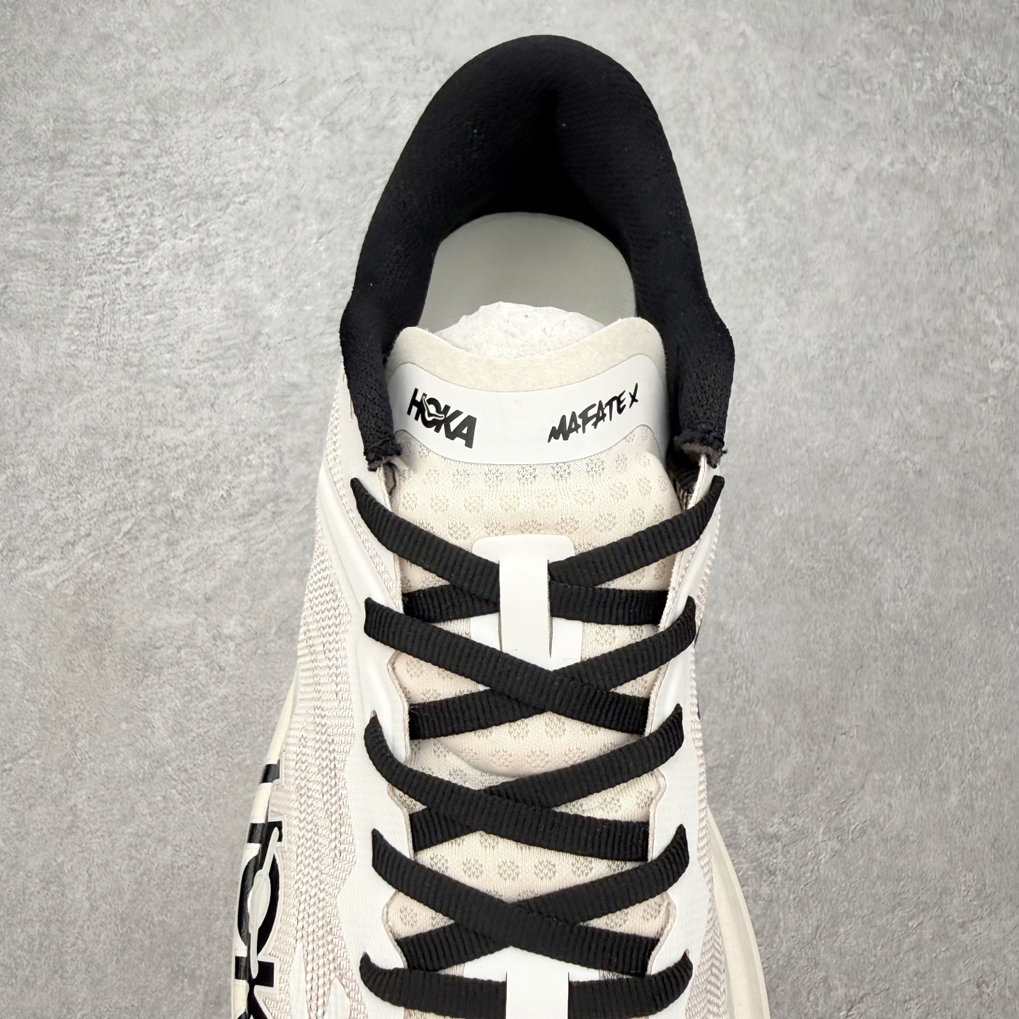 Hoka One One Mafate X