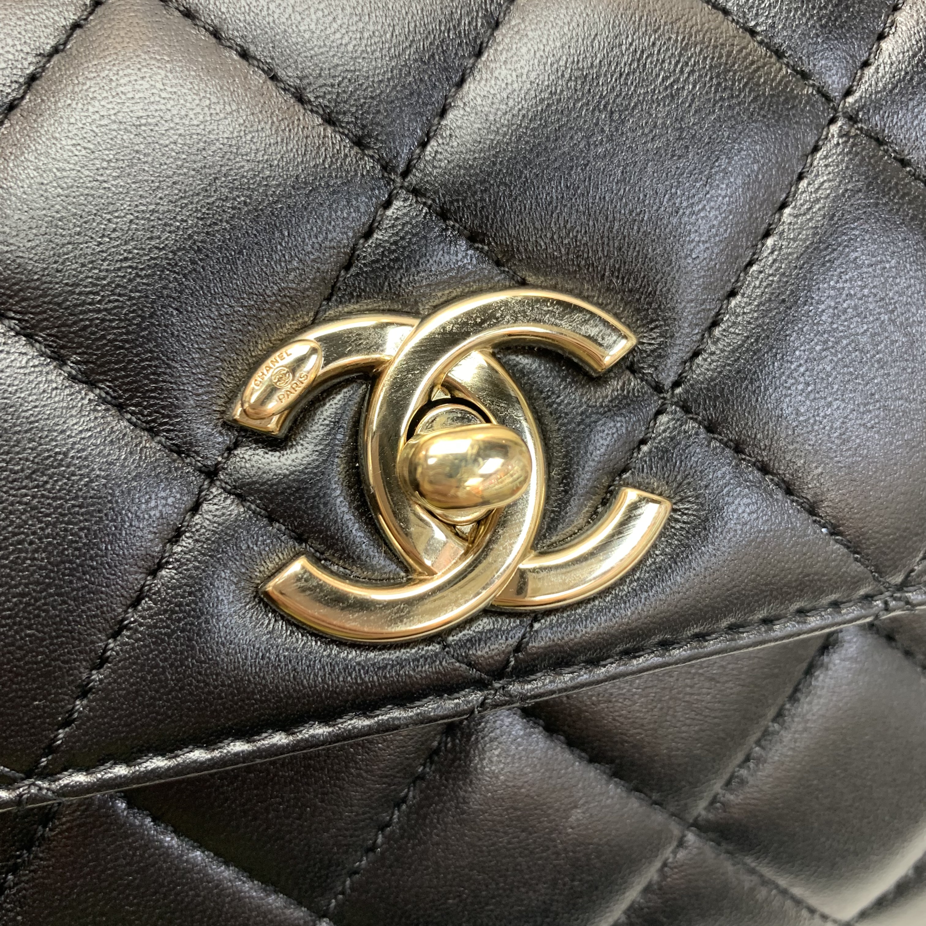 原價55折 Full set Chanel Mini Flap Bag with top handle
