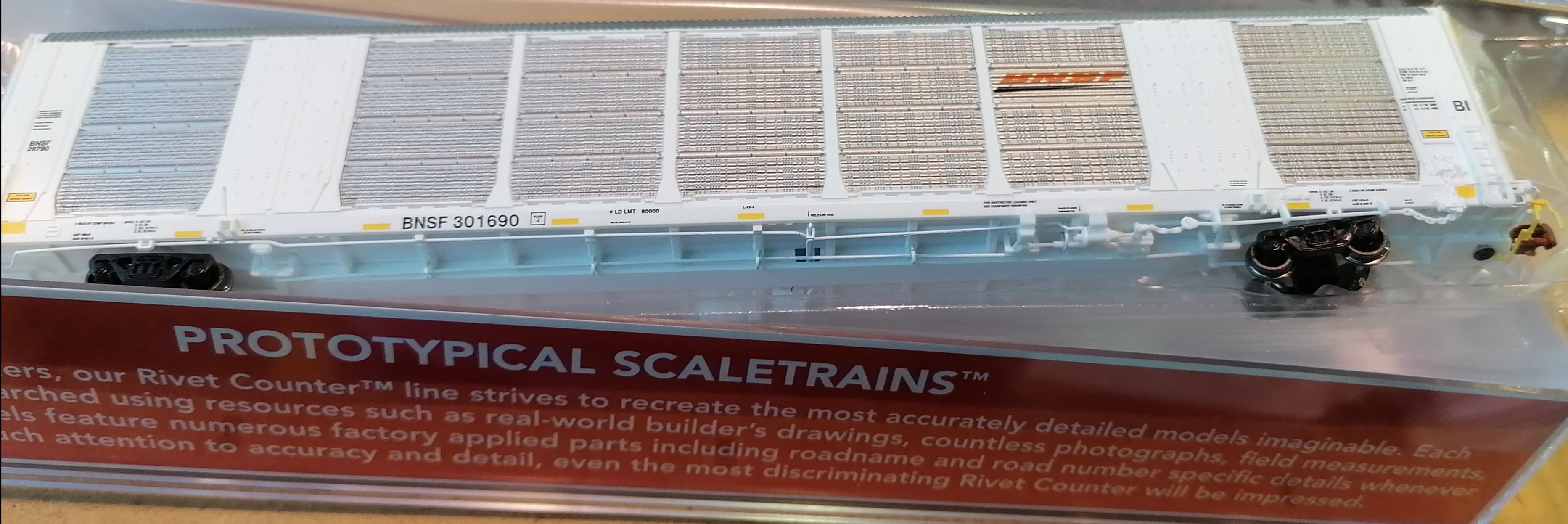  N Scale Gunderson Multi-Max Autorack Scaletrains 