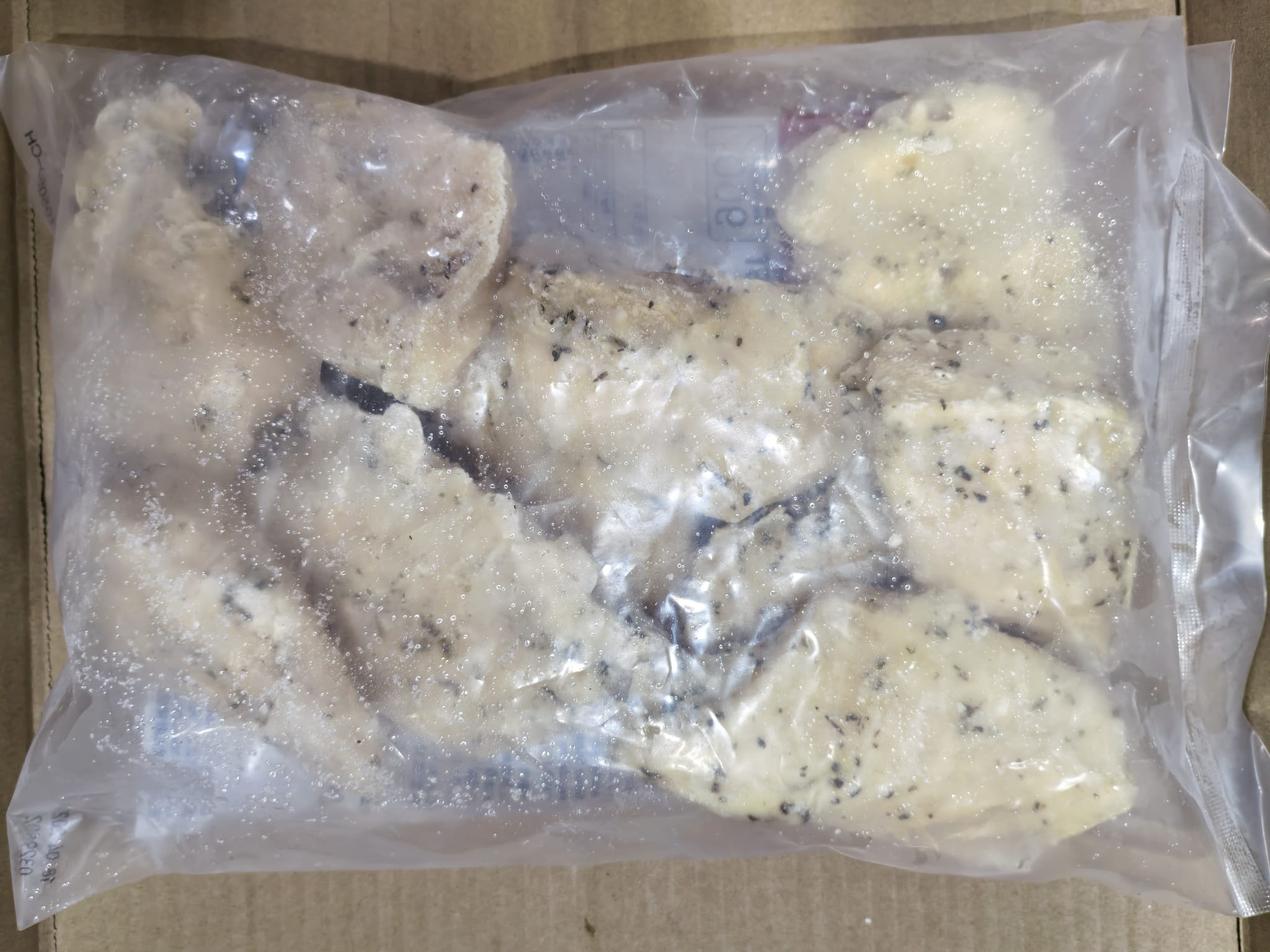 CP無激素即食鷄胸（蘿勒蒜香味）