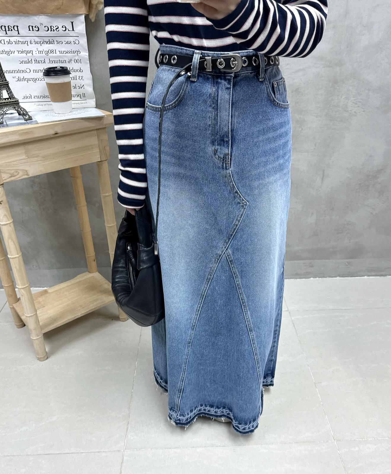 F09 棉質英文字橫間Tee