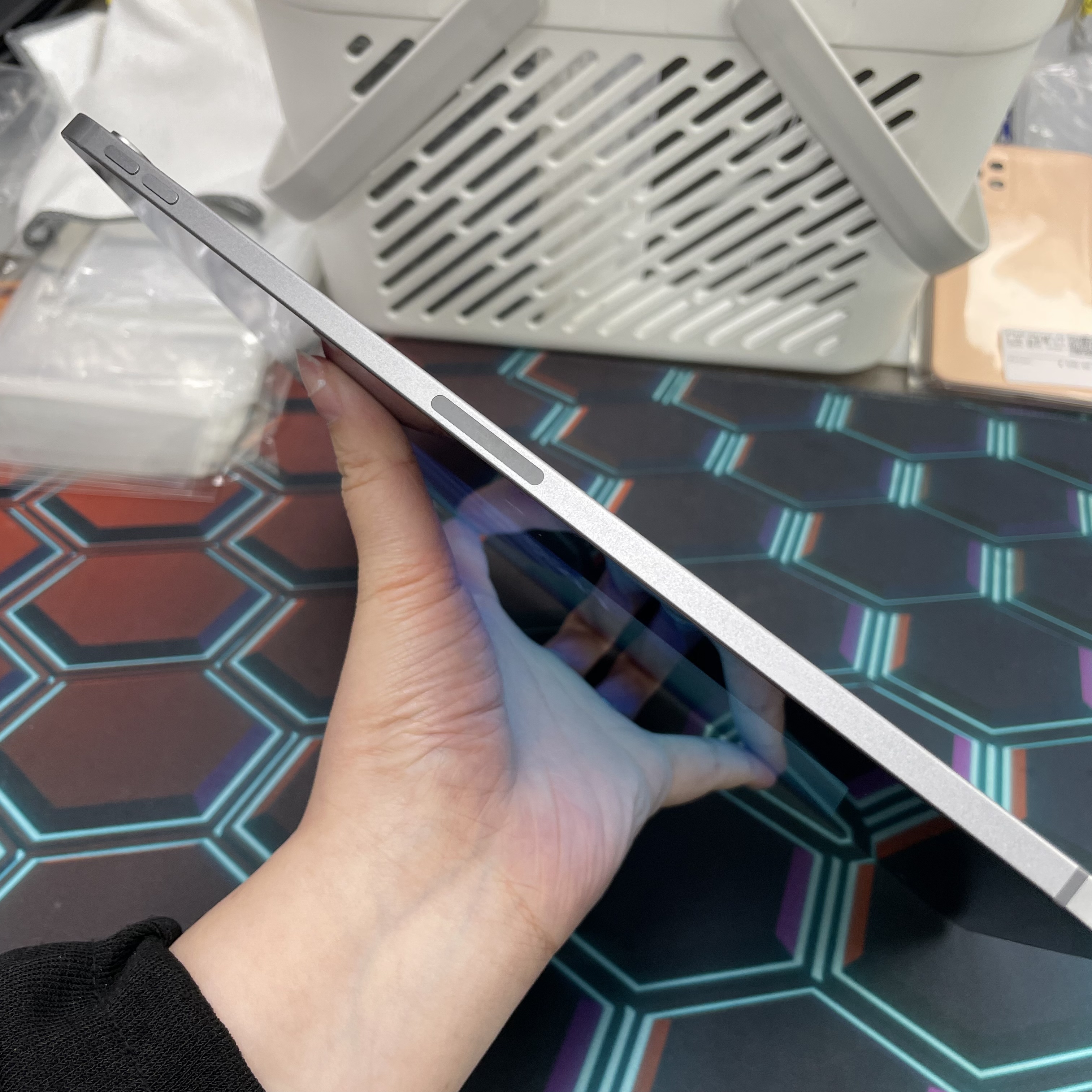 *769987 iPad Air 6 11吋 M2 勁靚機 128GB 5G版 灰色 gray
