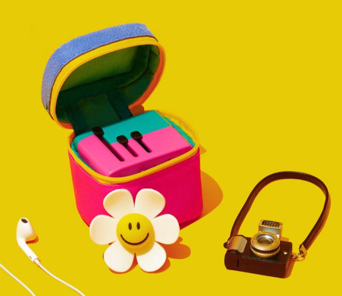 Wiggle Wiggle萬用轉換插頭連收納袋