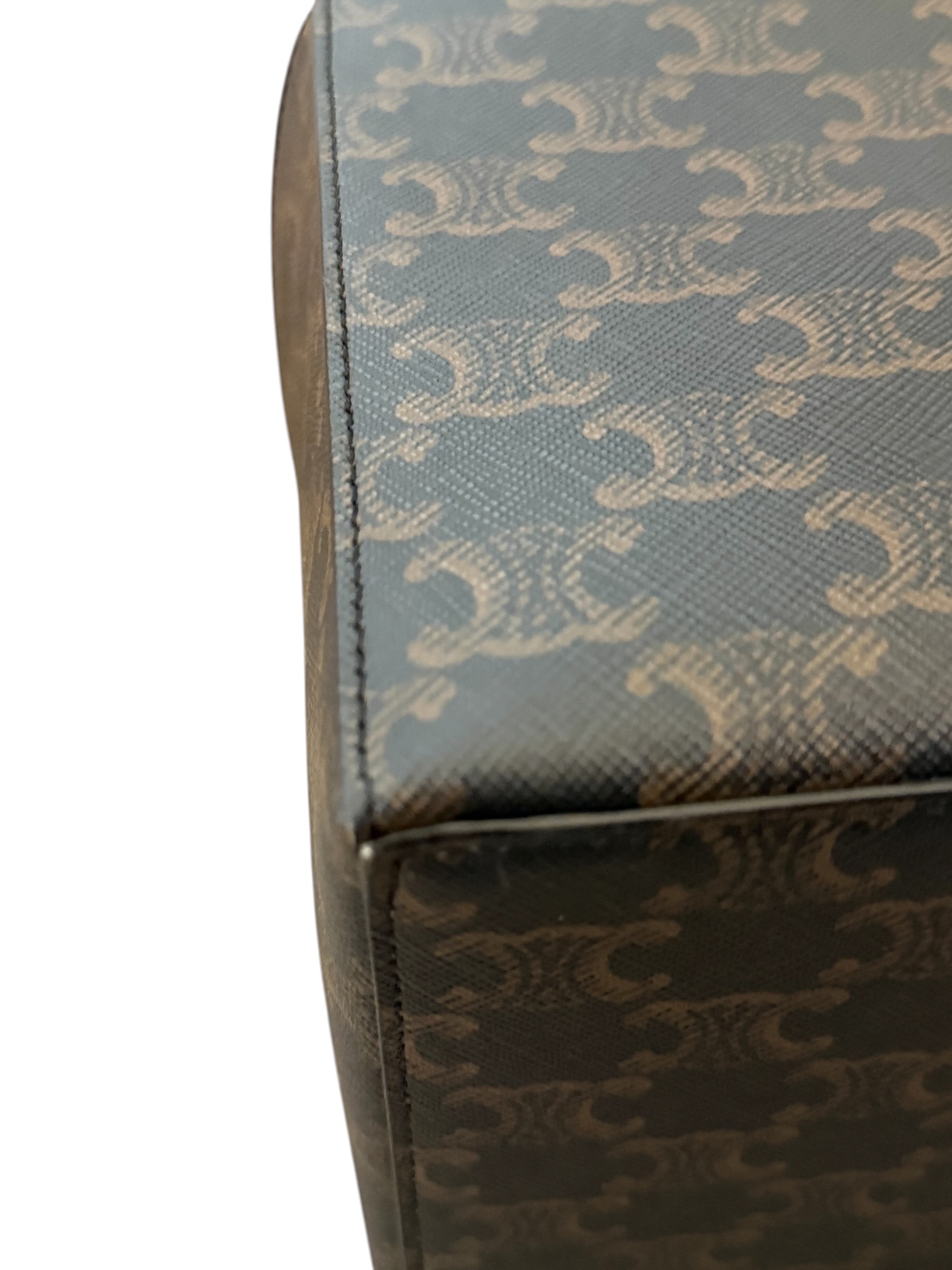 Pre-Owned CELINE Triomphe Canvas Cuir Cube / Product Code: W52002