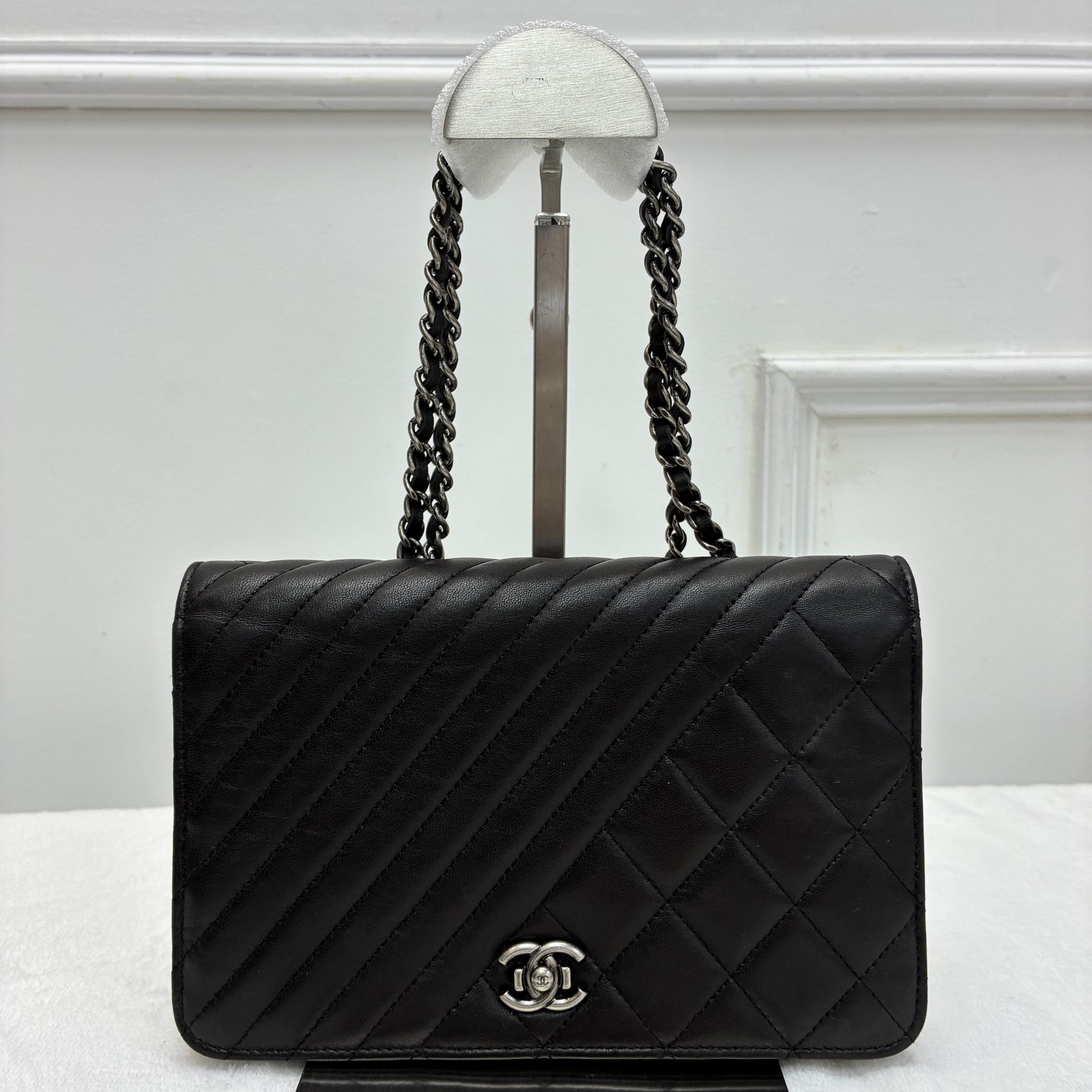Chanel boy woc黑色銀扣