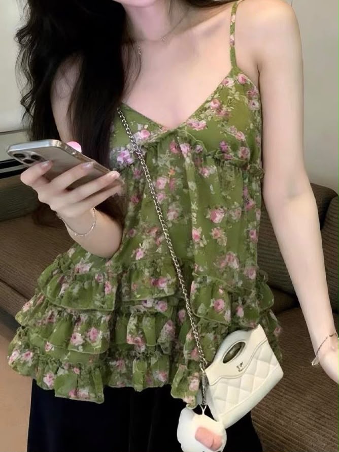 A100445 Vintage Fresh Floral Strapless Cami Top