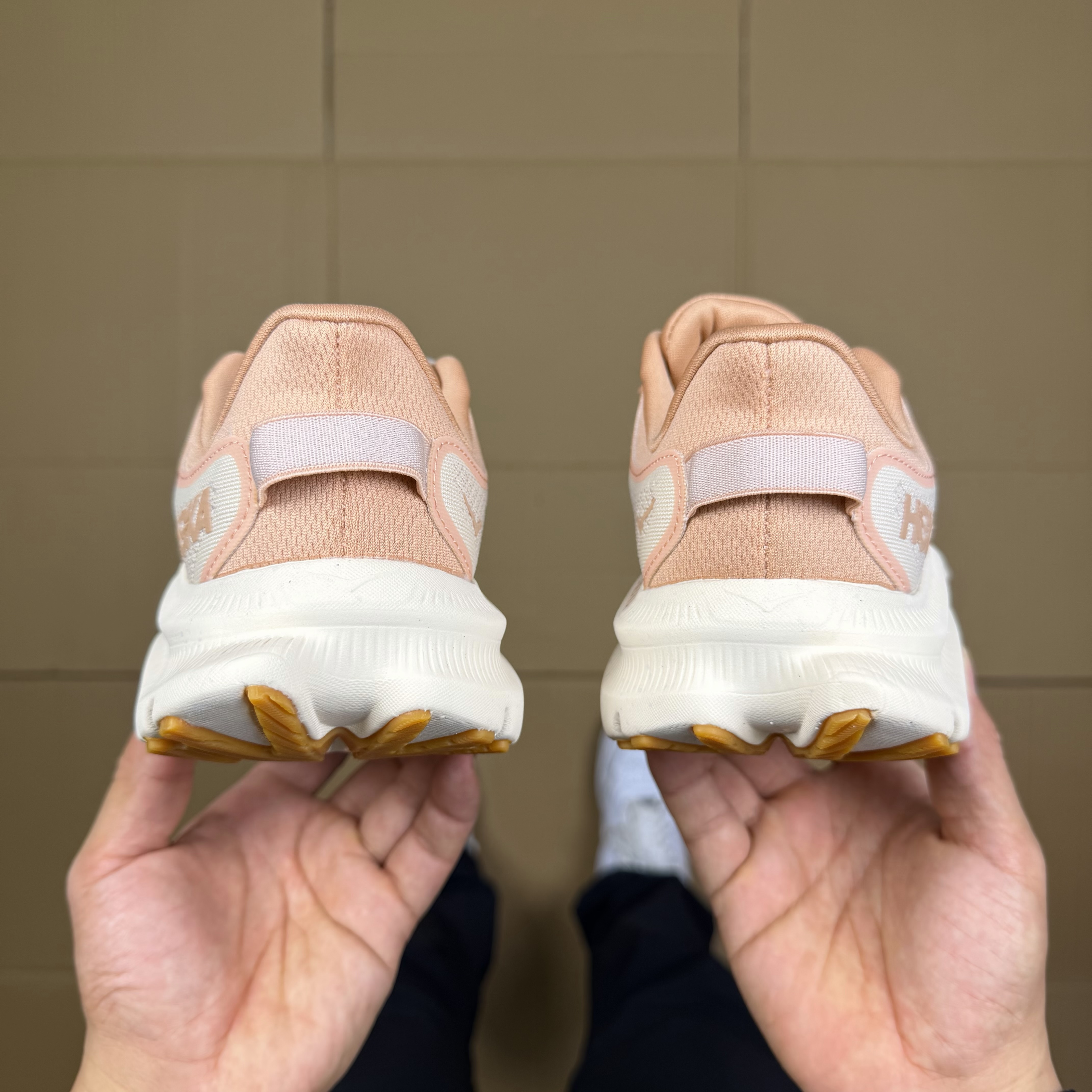 Hoka One One Kawaha 2