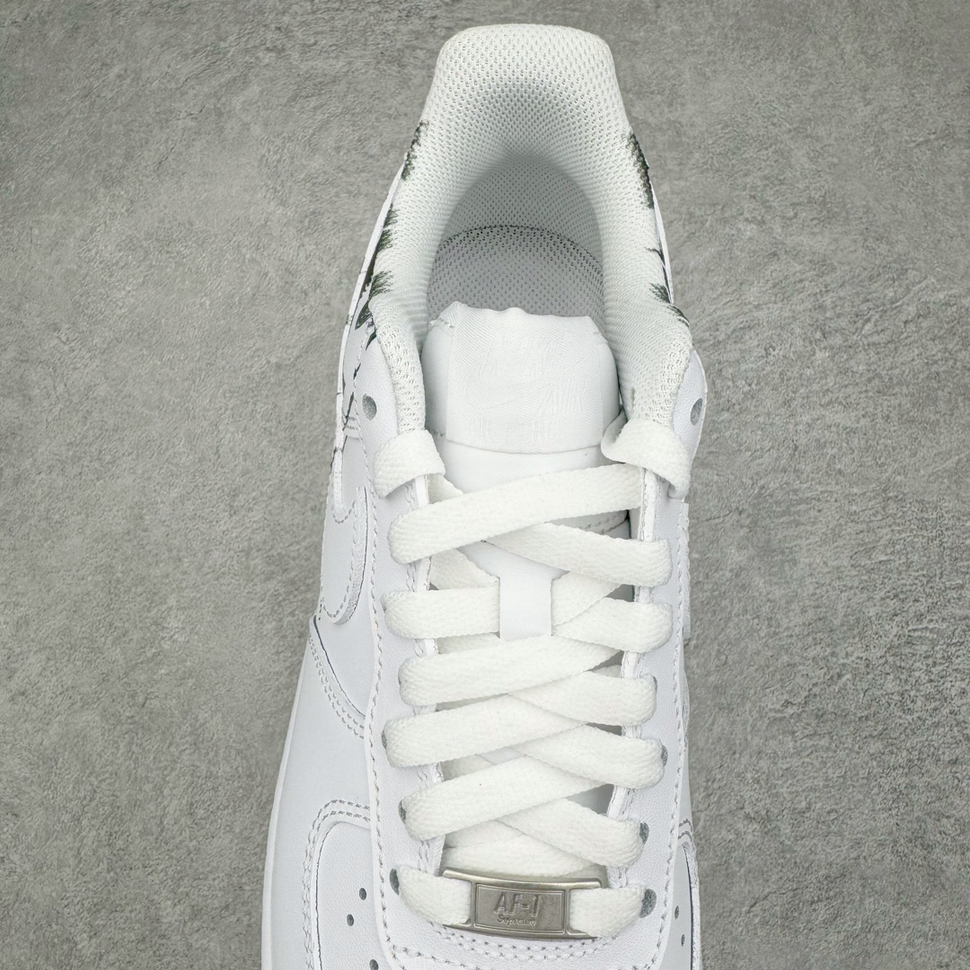 Supreme x Comme des Garçons SHIRT x Nike Air Force 1 Low 923044-100