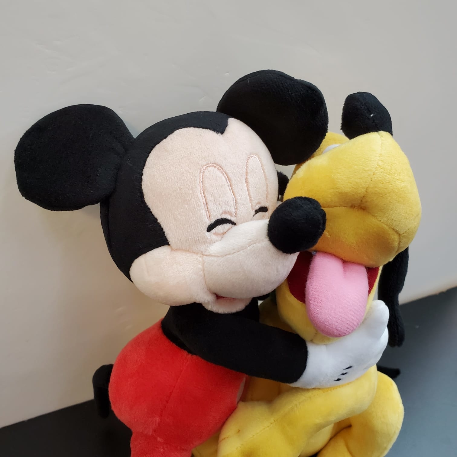 [現貨] [DS] 米奇毛公仔 {TF839258}