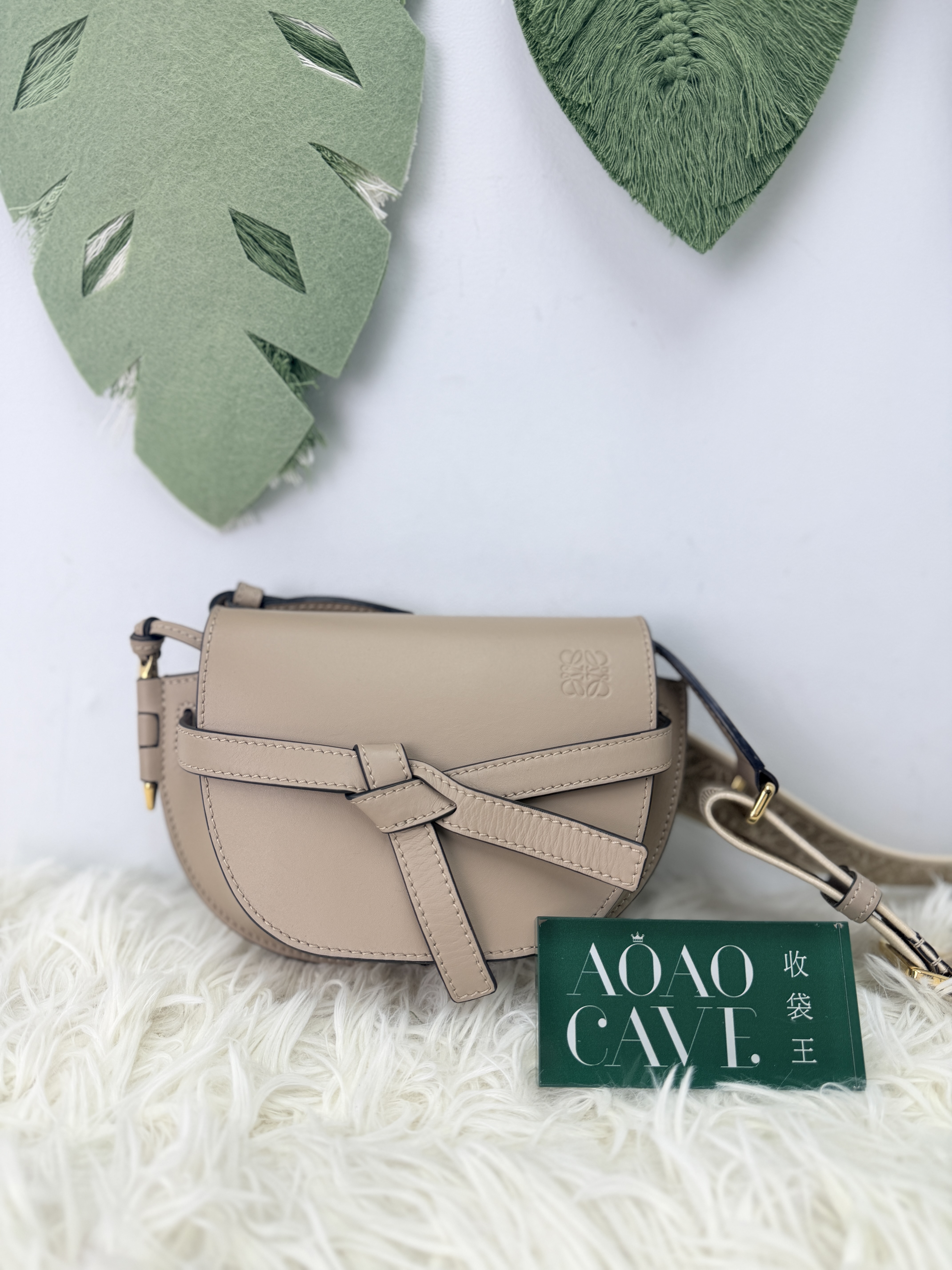 Loewe 🤍PRE OWNED Mini Gate 沙色馬鞍包 斜肩包🤎