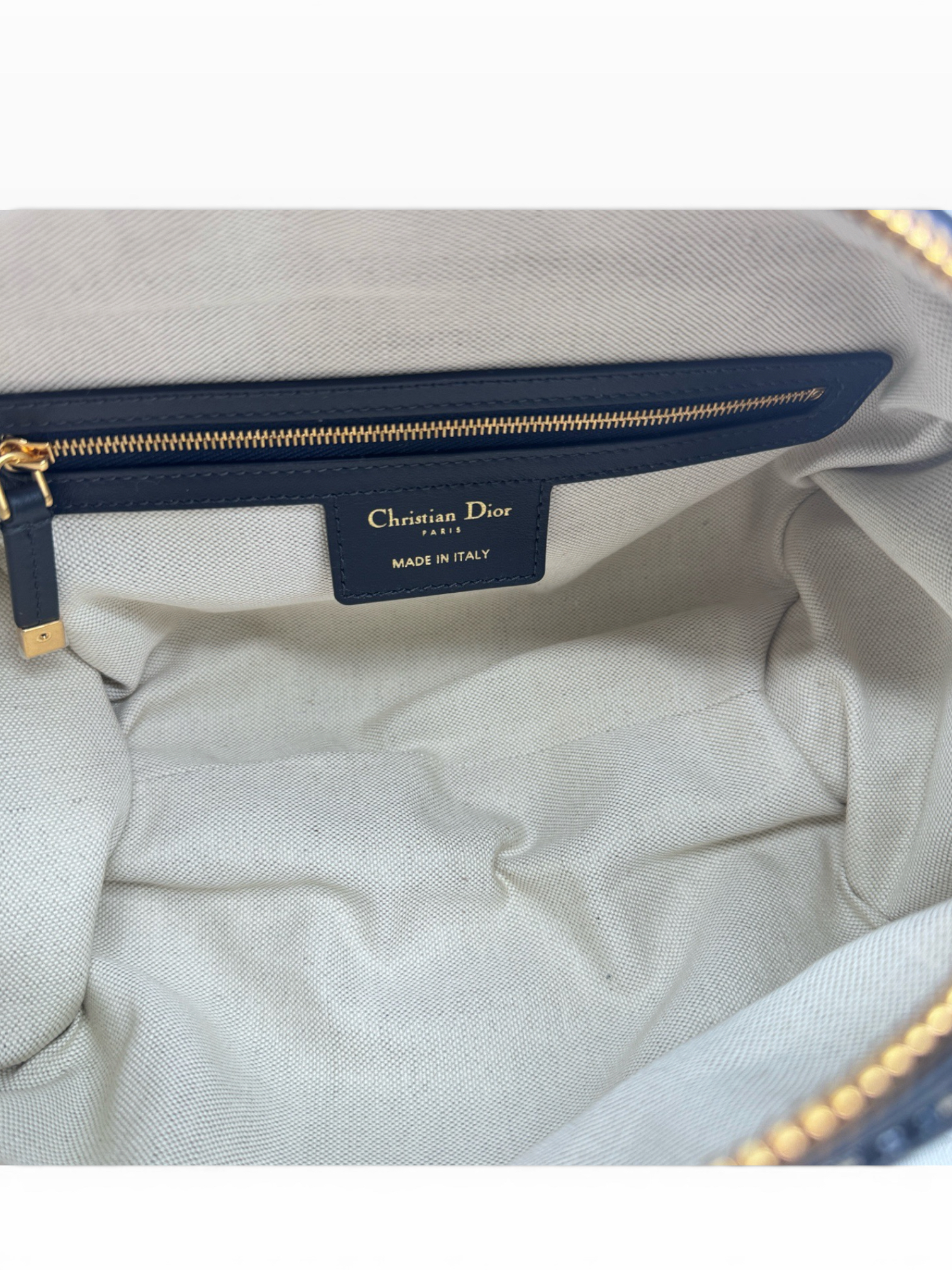 Unused Item Dior D-Journey / Product Code: Y08241
