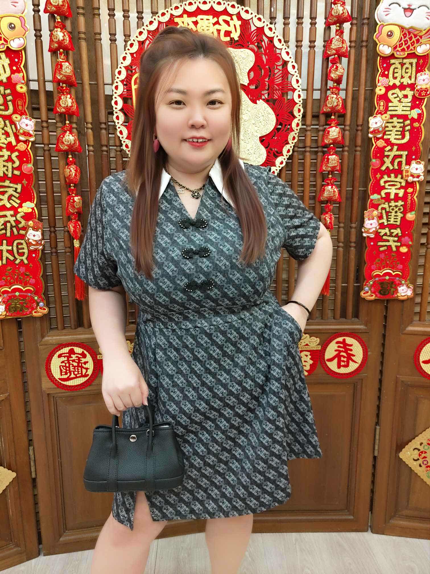 DBB02 TW#5686 牛仔盘扣小V领连衣裙