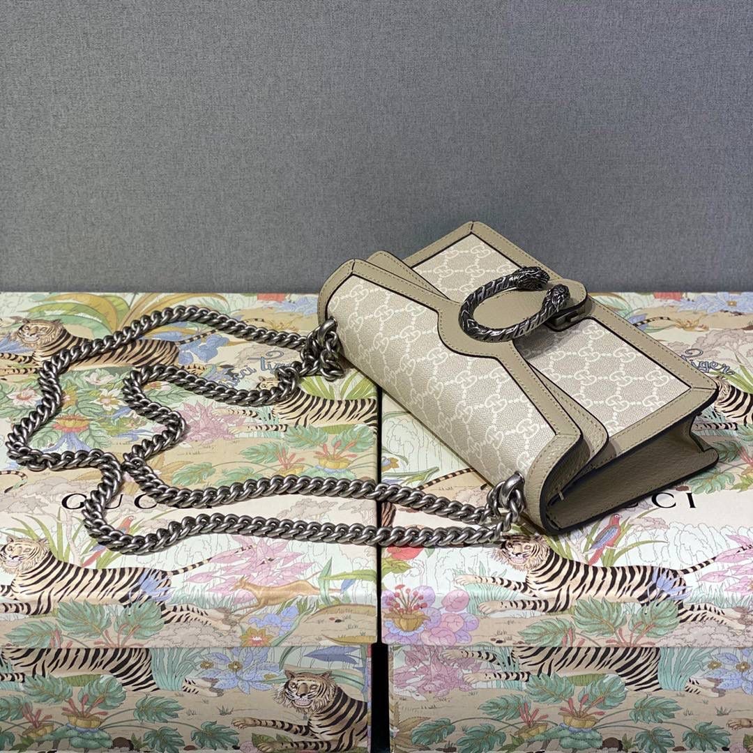 ▪大货实拍 𝐆𝐮𝐜𝐜𝐢 𝐁𝐞𝐢𝐠𝐞 𝐖𝐡𝐢𝐭𝐞燕麦色 型号：499623 尺寸：25*13.5*7cm