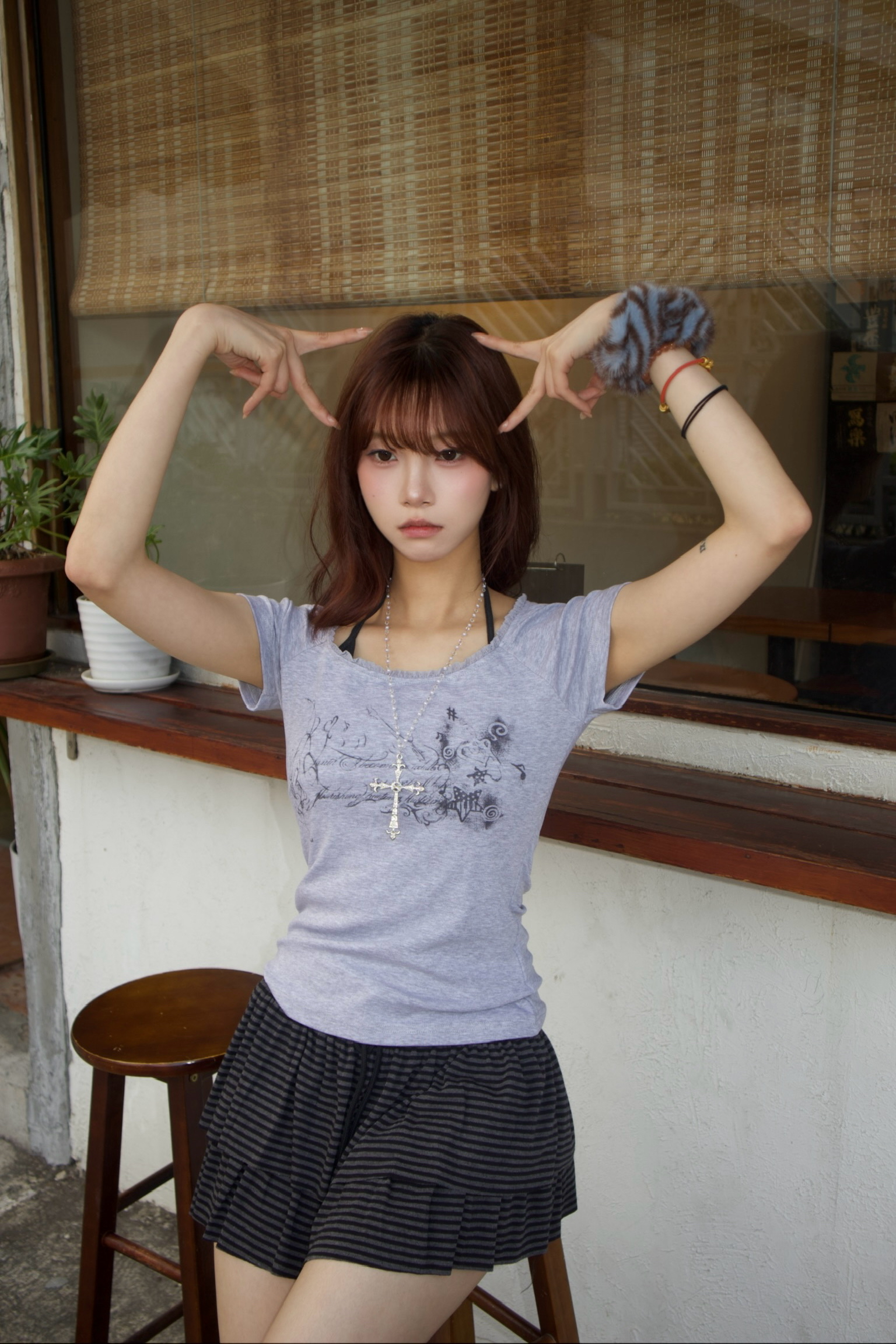 韓國lacy邊邊塗鴉假兩件Top🍀