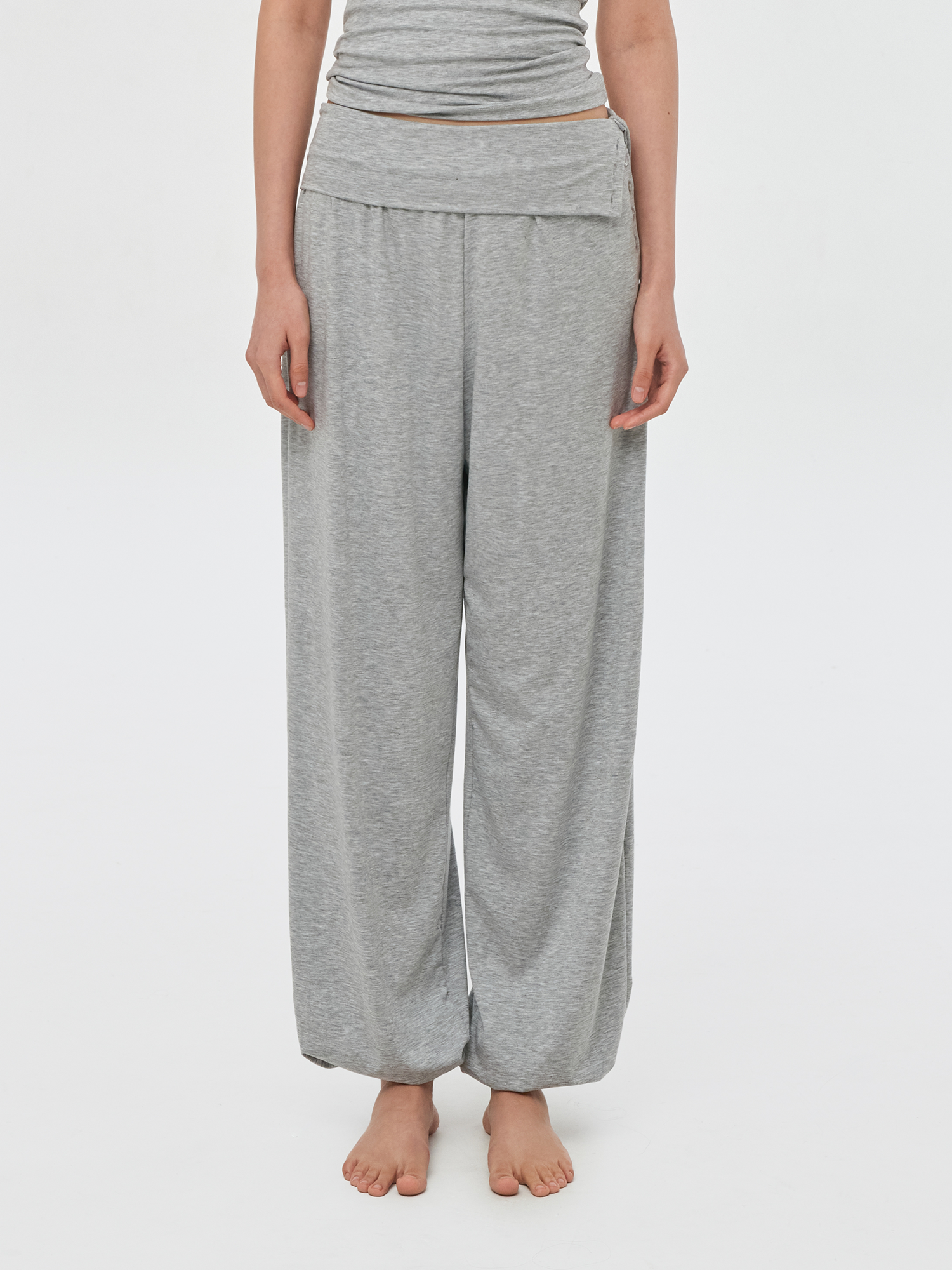 【慢跑褲之選】預購_Satba Button Yoga Jogger Pants by Conch