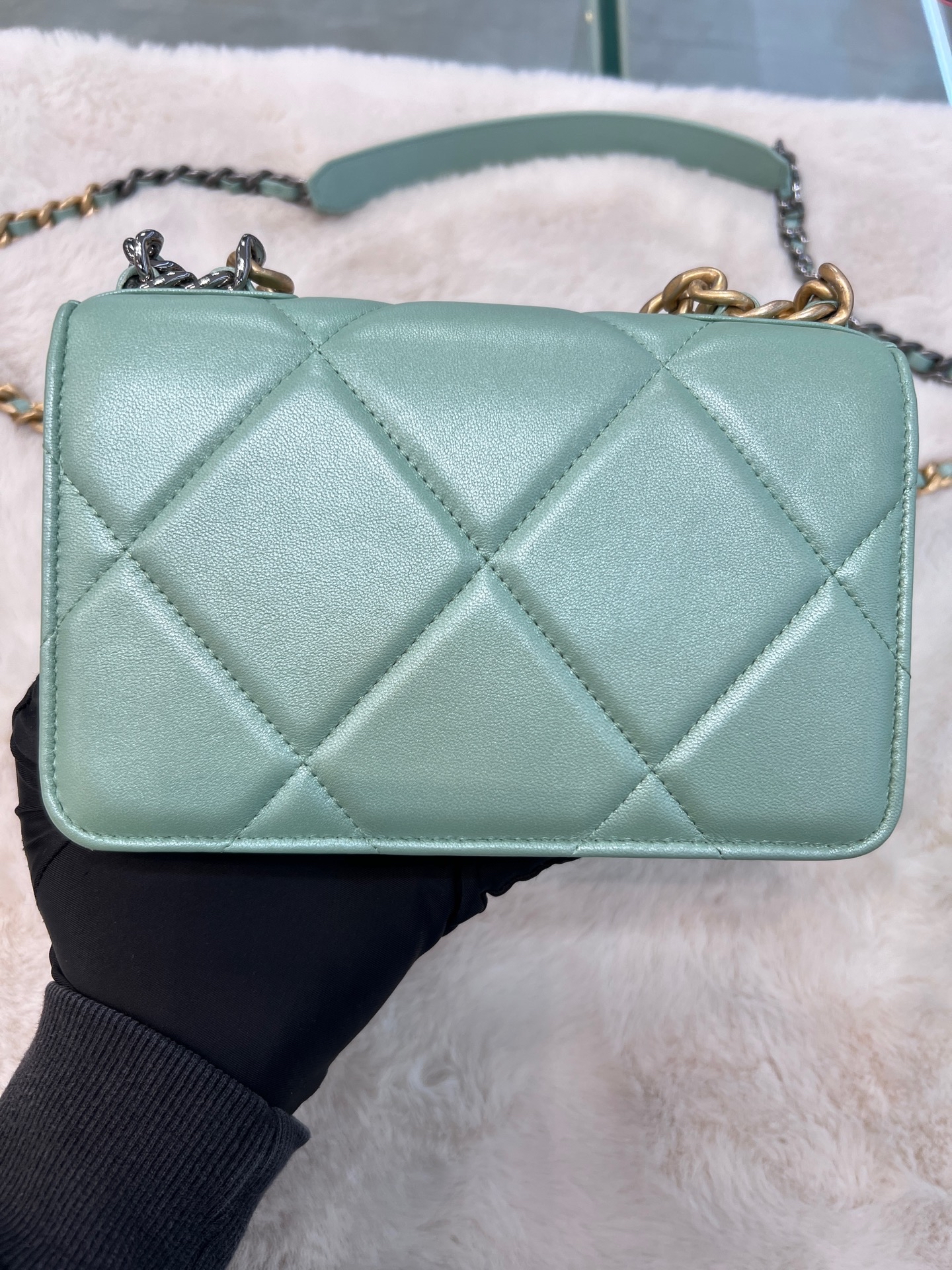 【預訂貨品】芯片款🪪 Chanel薄荷綠woc