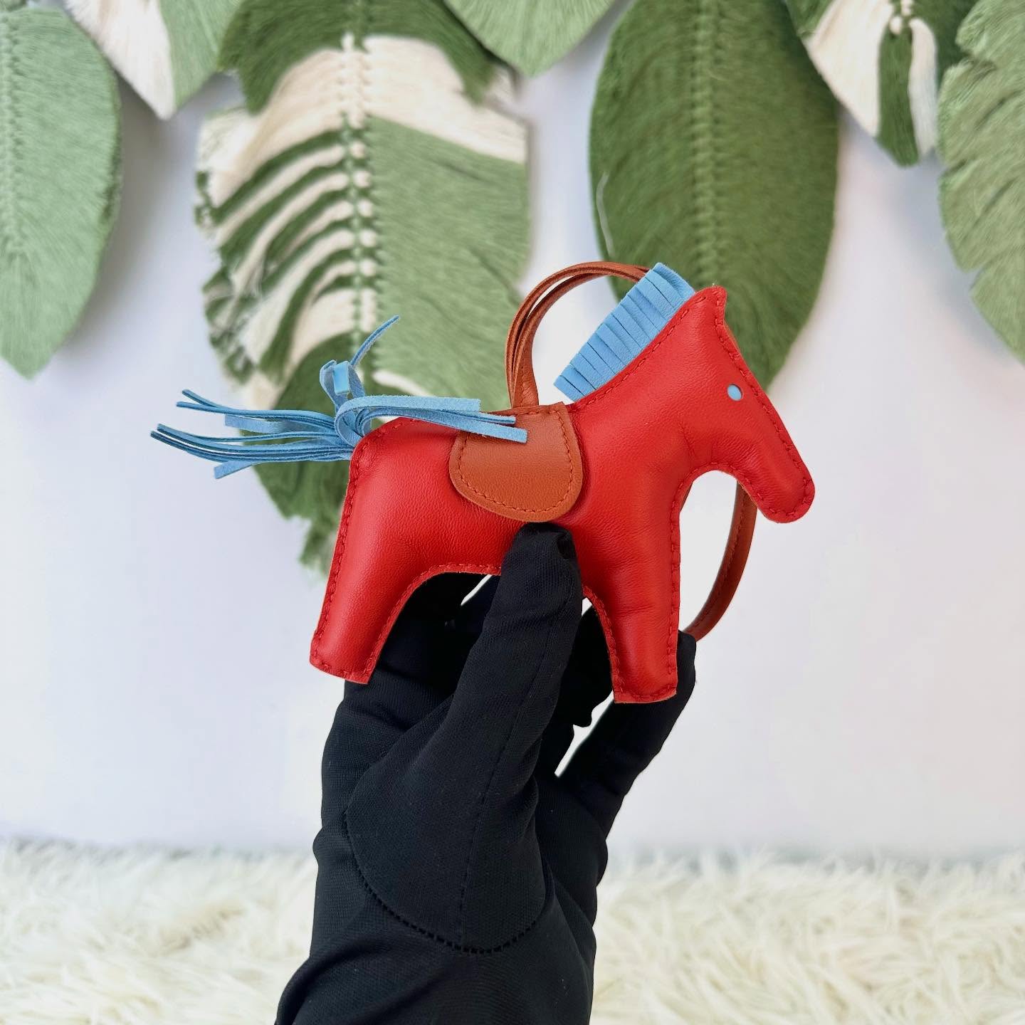 HERMES🤍PRE OWNED Rodeo 紅拼藍色馬仔吊飾 全套有盒❤️