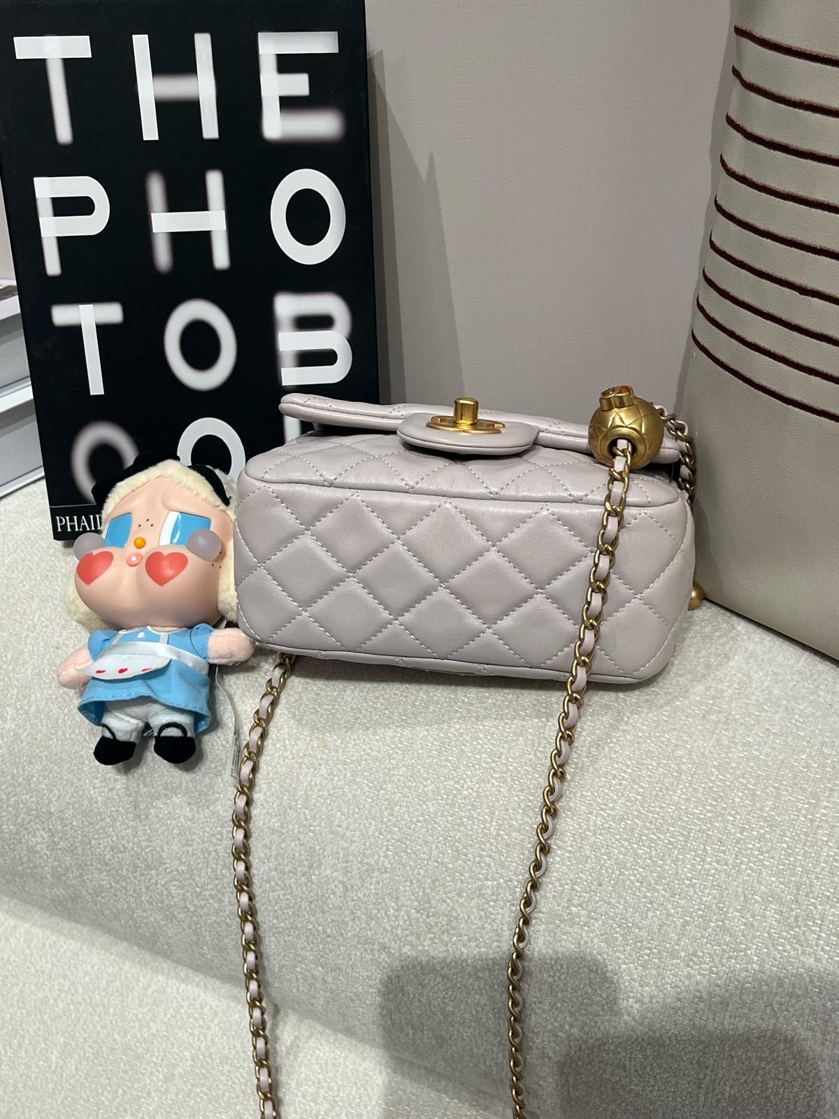 Chanel mini flap with pearl crush 金球方胖子 100%Authentic,98%new ✅晶片✅收據✅dust bag✅box