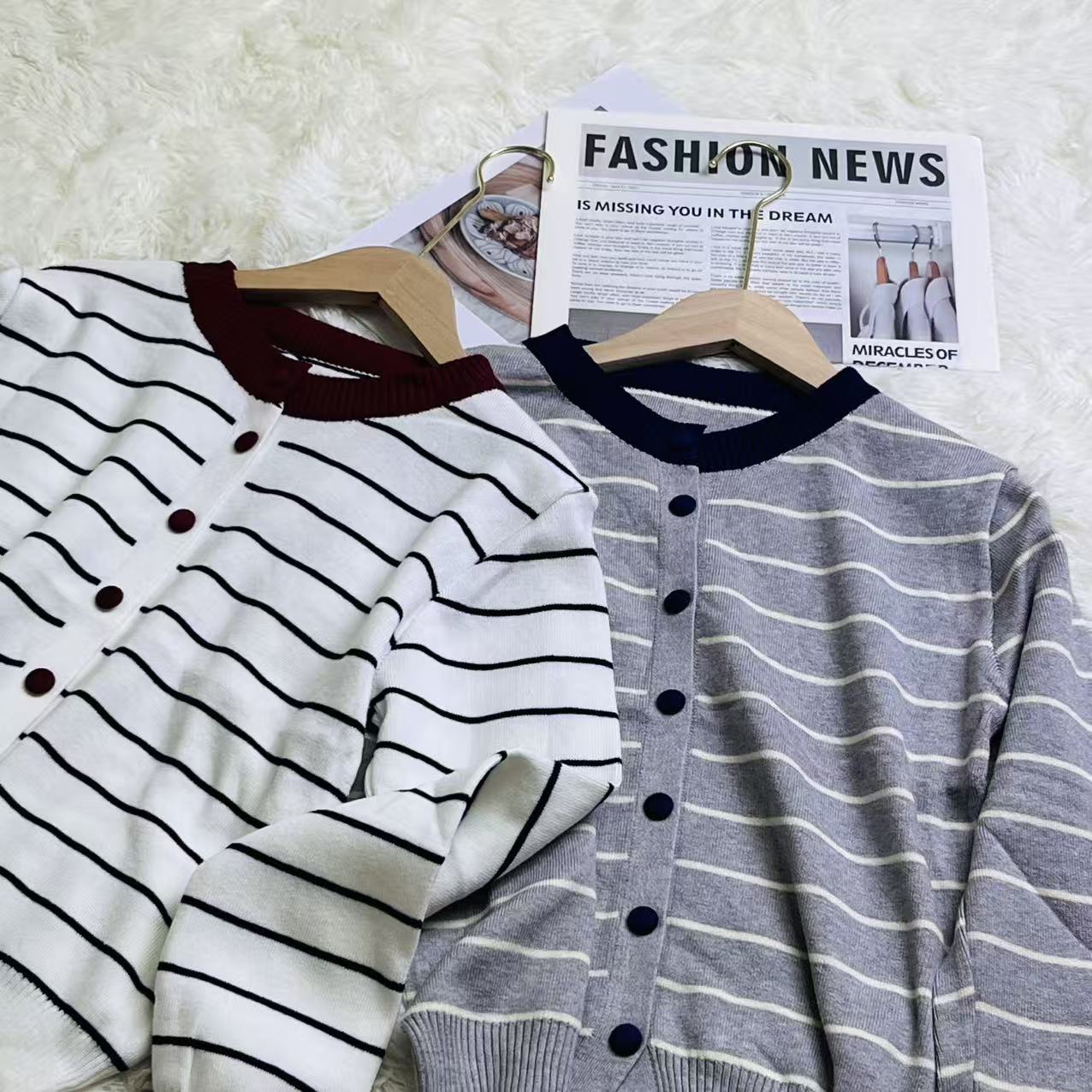 C2004#M2952 Minimal Stripe Knit Outer | Clean Look Casual Jacket