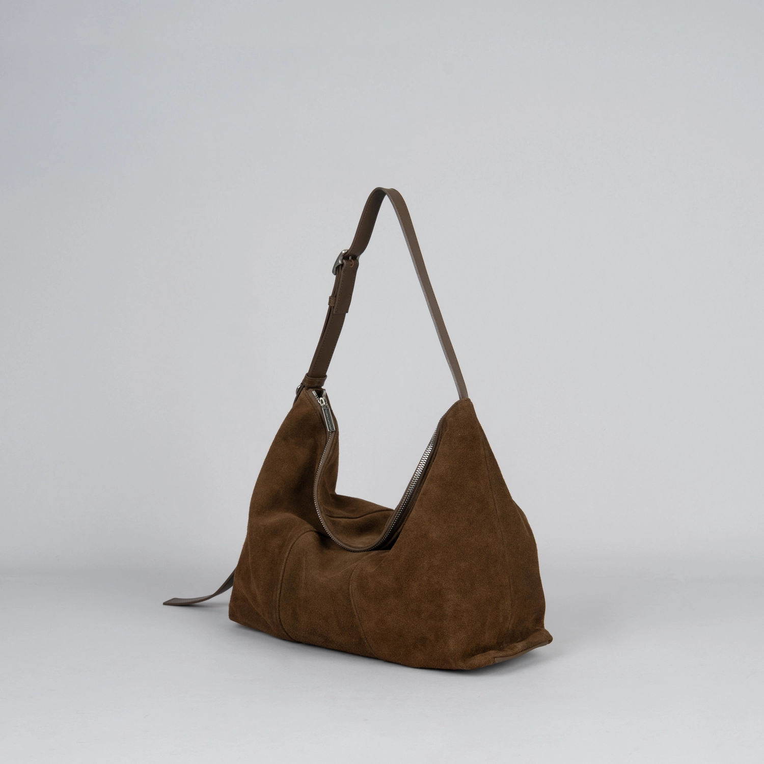 【26SS 】預訂_Corner Bag L By Bucks & leather