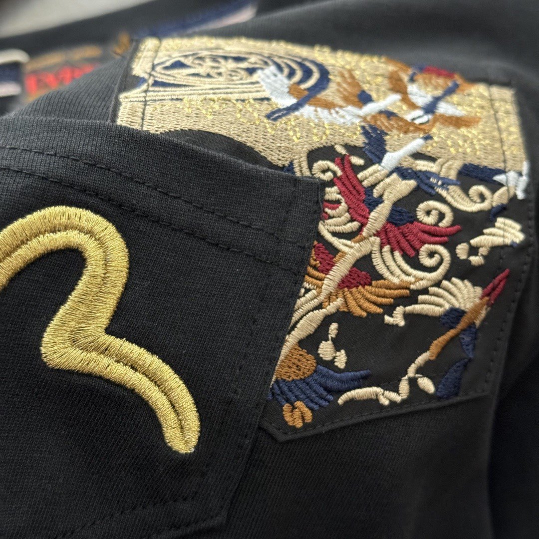 預訂 EVISU 福神2026 海鷗刺繡口袋織錦字母短袖Tee