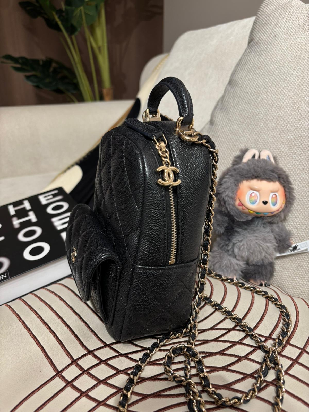 Chanel mini backpack 黑色荔枝牛皮淡金扣迷你背囊24C,100%Authentic,98%new ✅晶片✅dust bag✅box