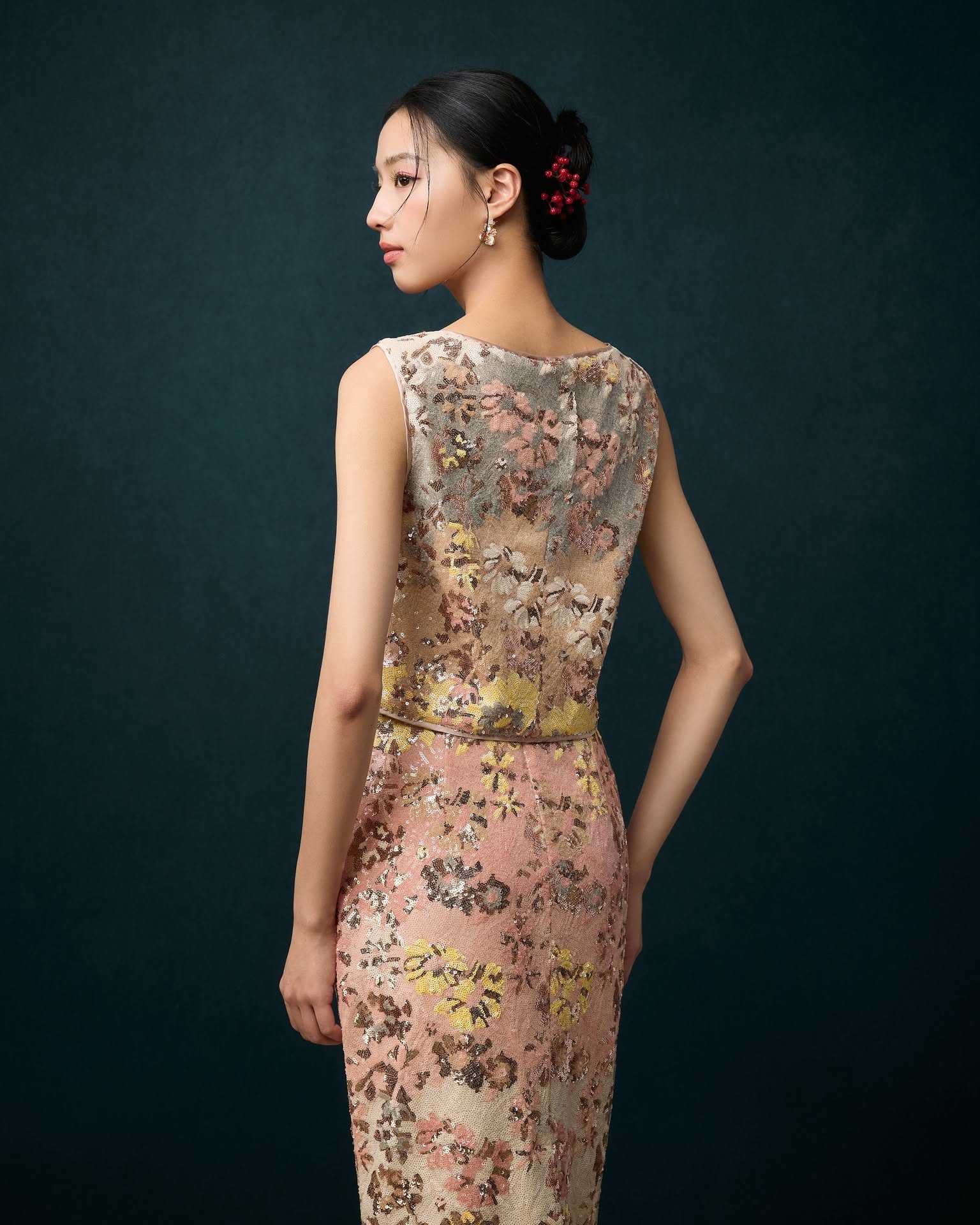 无袖闪亮亮片上衣 T0173