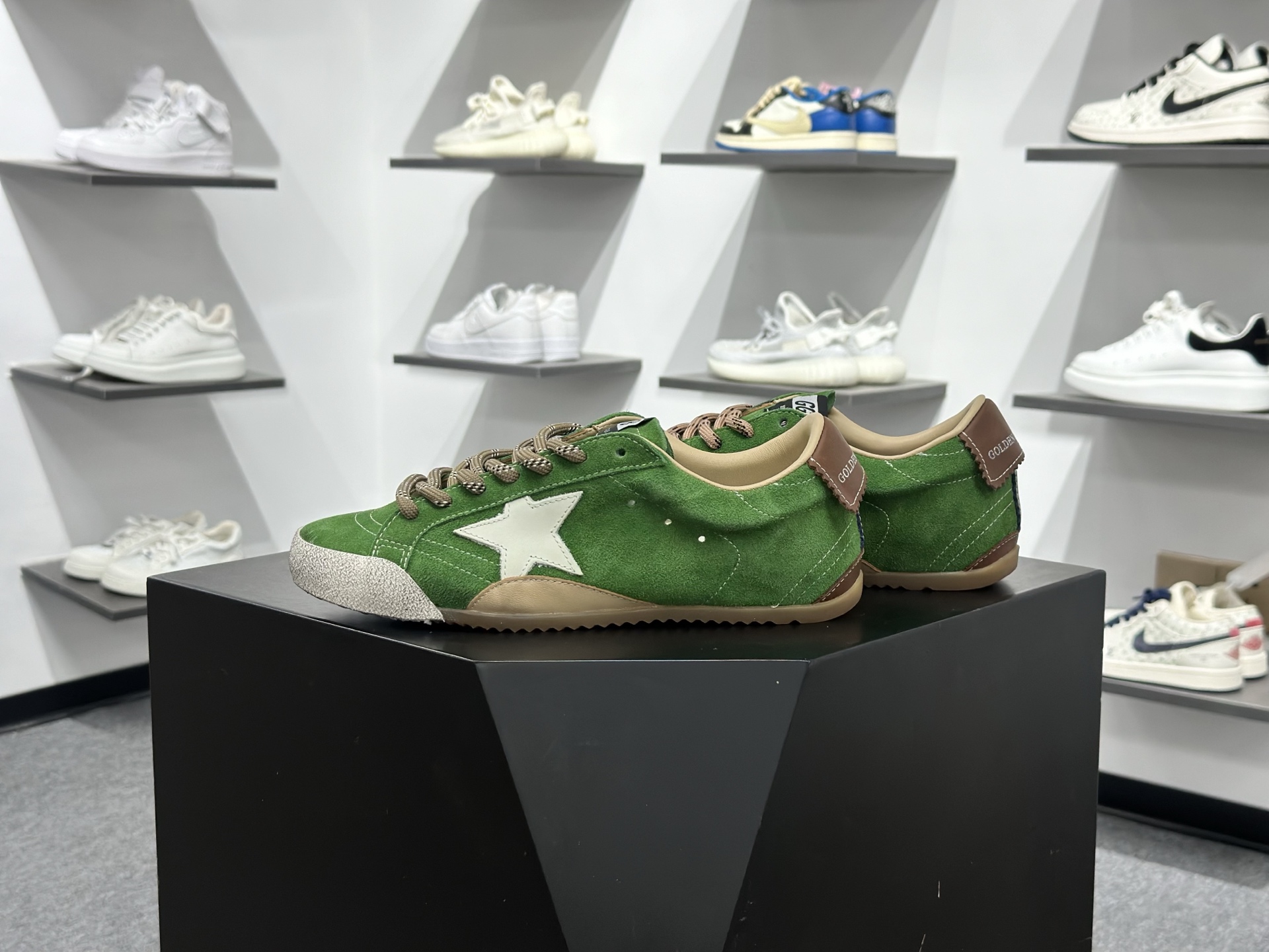 Golden Goose True Star
