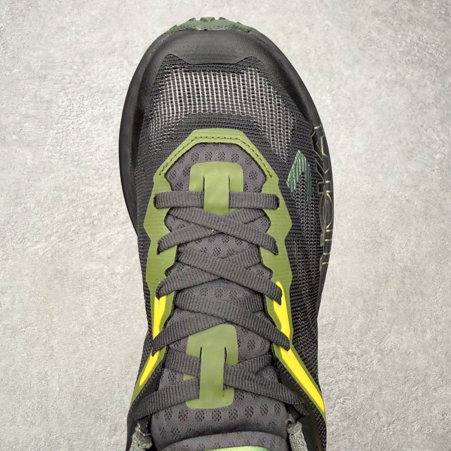 Hoka One One Mafate X