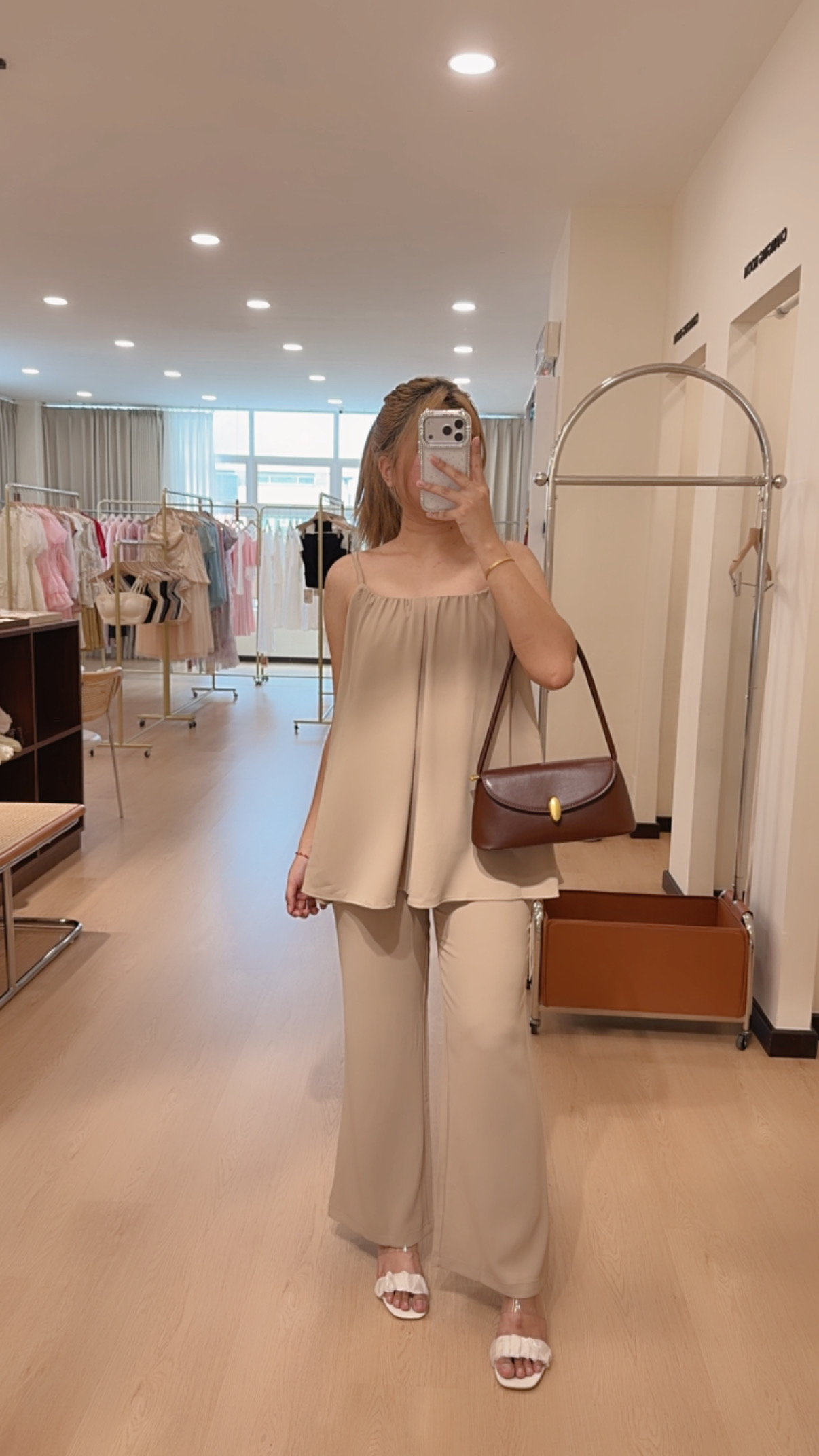 W8769吊带上衣两件套