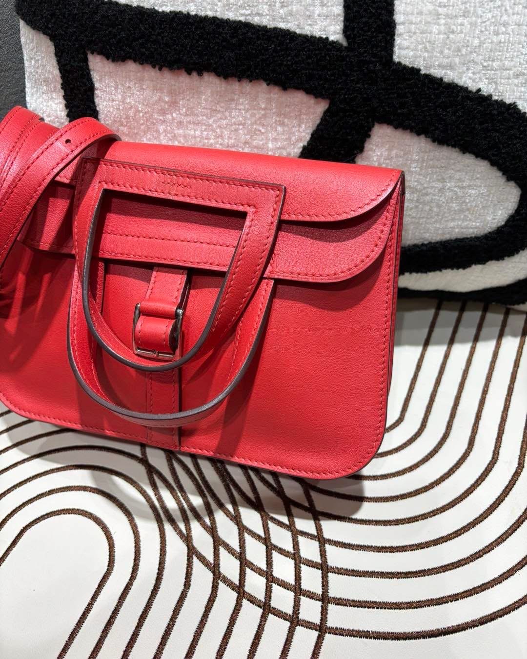 Hermes mini halzan ,STAMP A  100%Authentic, 98% new ✅dust bag 