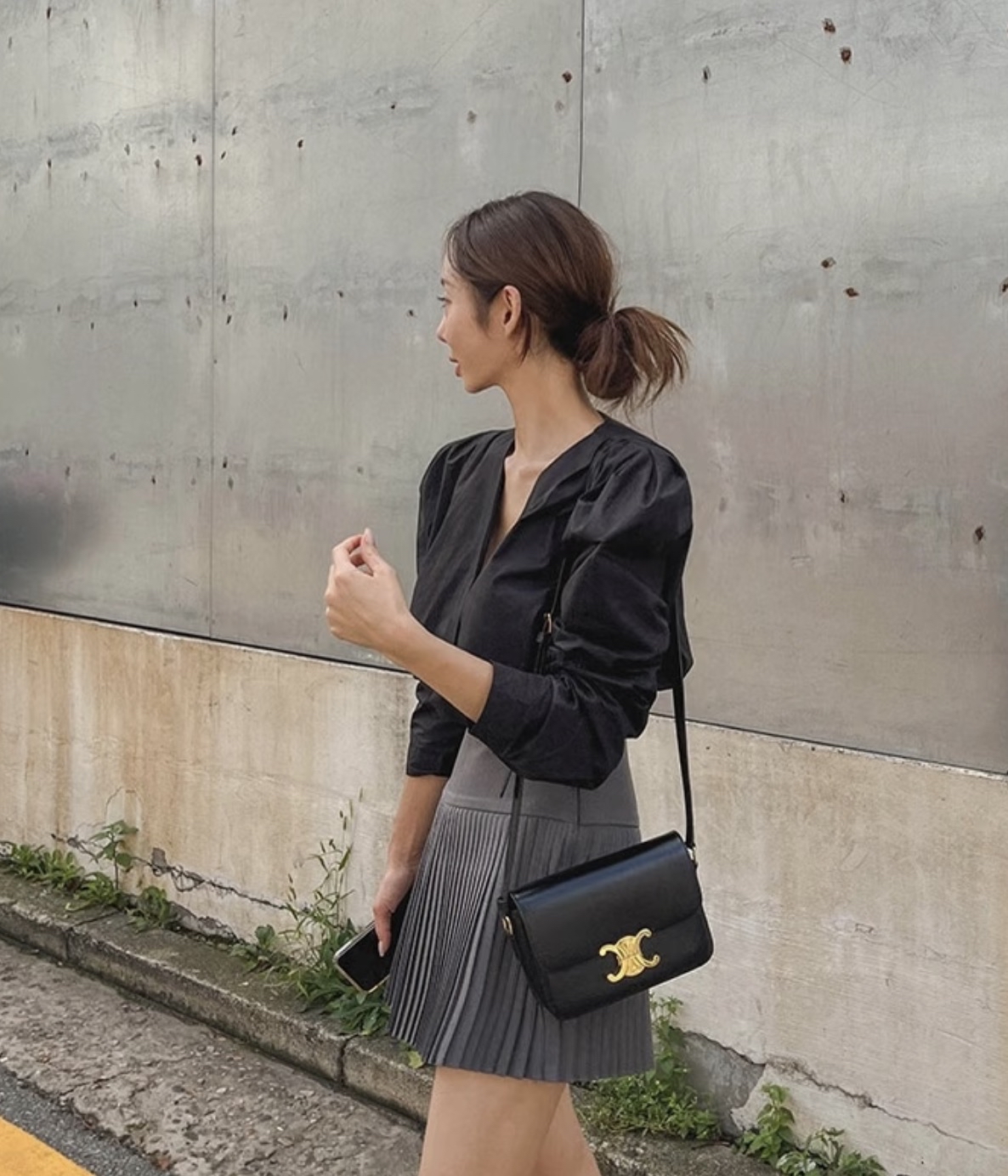 訂貨 💕 Celine 黑金 Teen Triomphe Bag Size 18.5x13.5x7cm