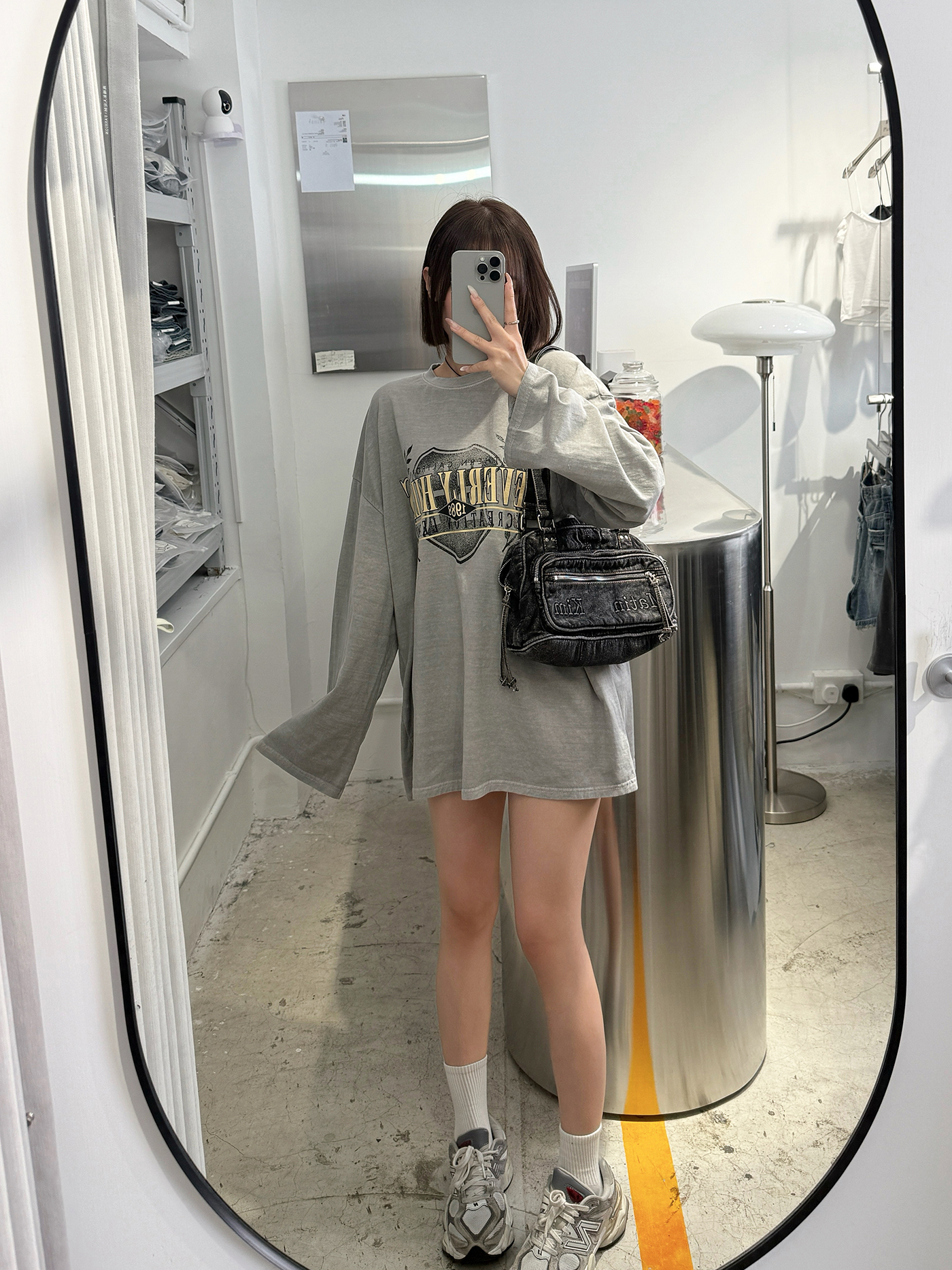 𝐁𝐞𝐯𝐞𝐫𝐥𝐲 𝐡𝐢𝐥𝐥𝐬 𝐠𝐫𝐚𝐩𝐡𝐢𝐜 𝐥𝐨𝐧𝐠 𝐬𝐥𝐞𝐞𝐯𝐞 𝐭𝐨𝐩