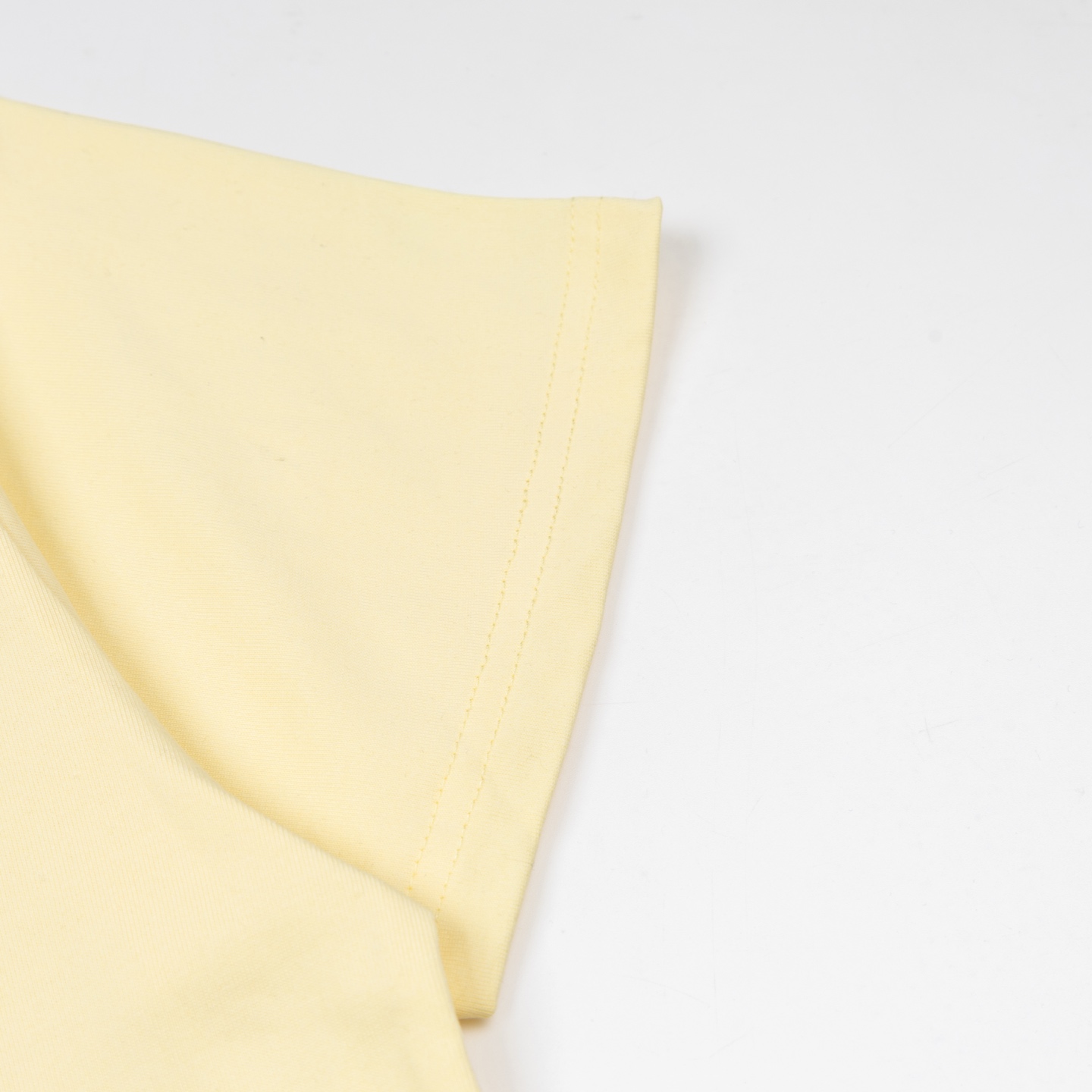 Mardi Mercredi Brush Logo Tee