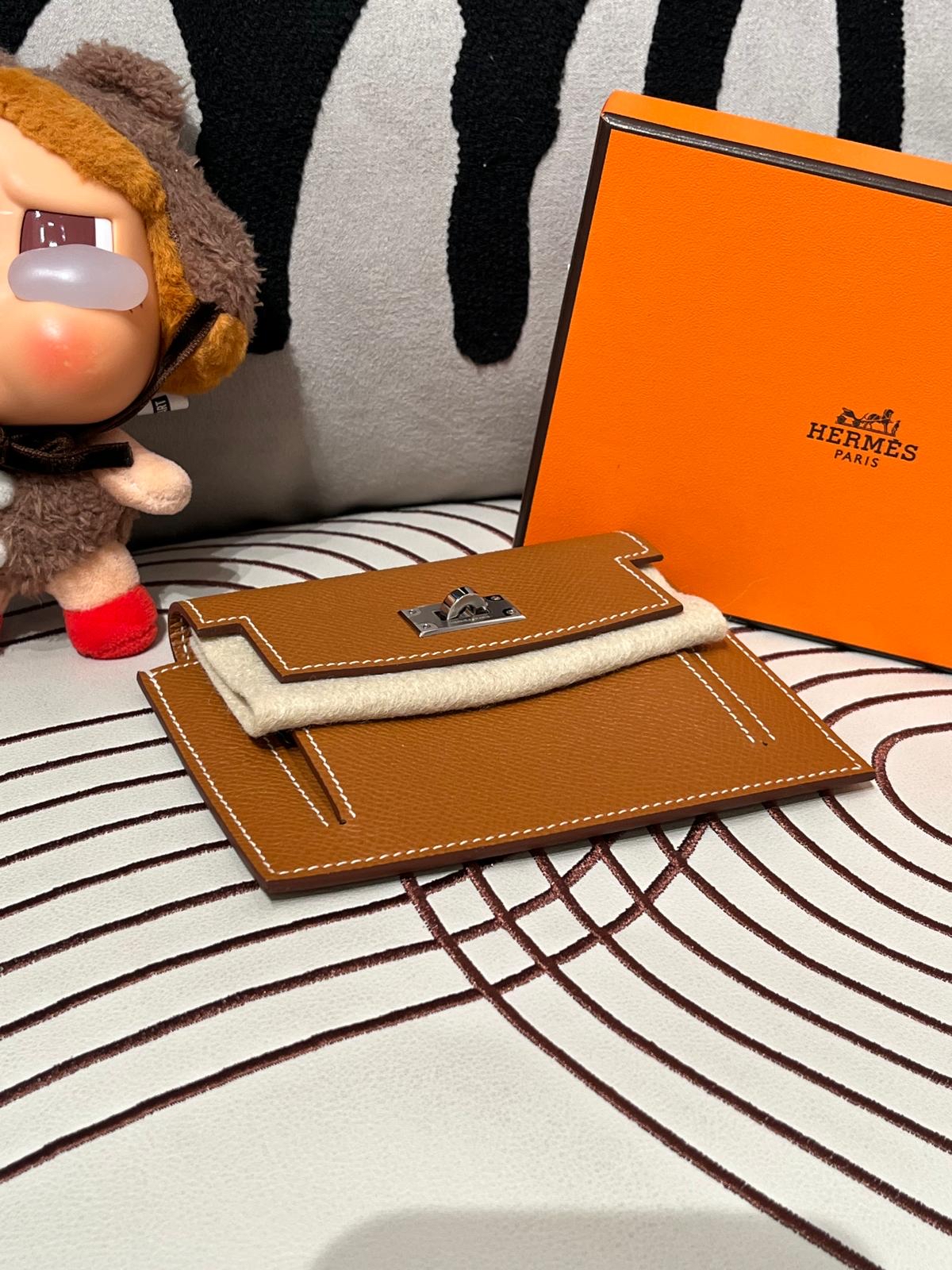 全新 Hermes Kelly pocket,gold 100%Authentic,Brand New✅box 