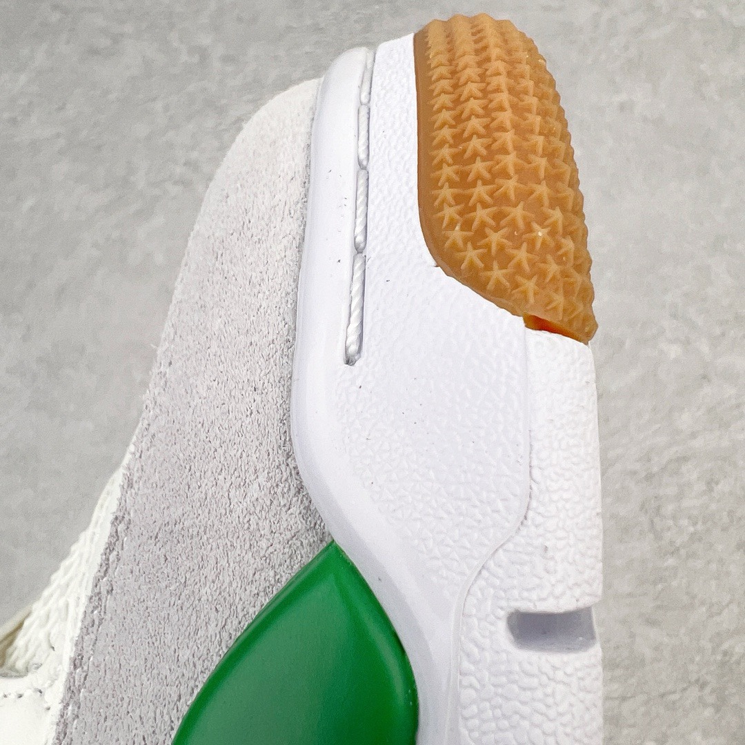 Air Jordan 4 Retro DR5415-103 