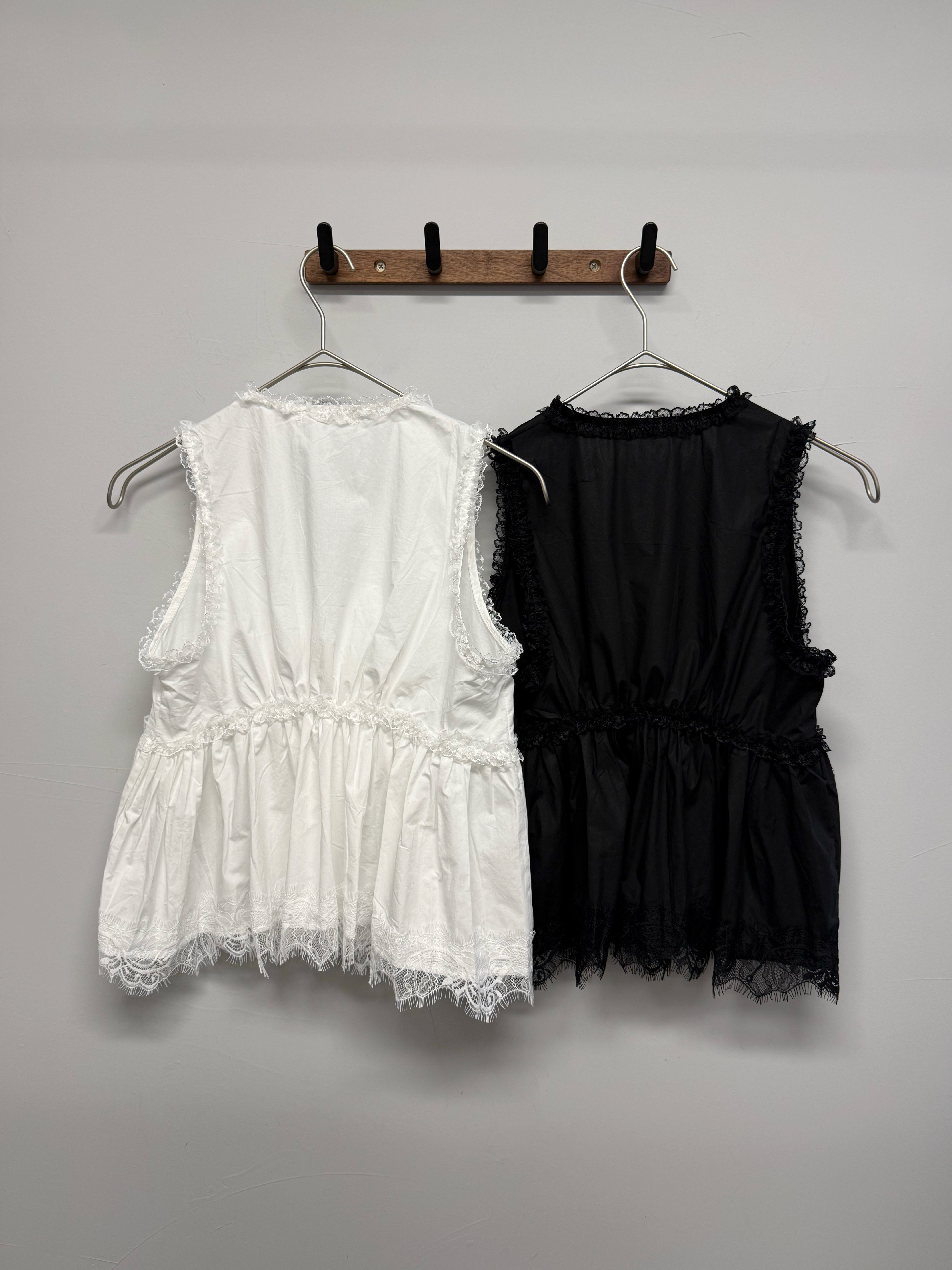 Lace ruffle blouse #top145