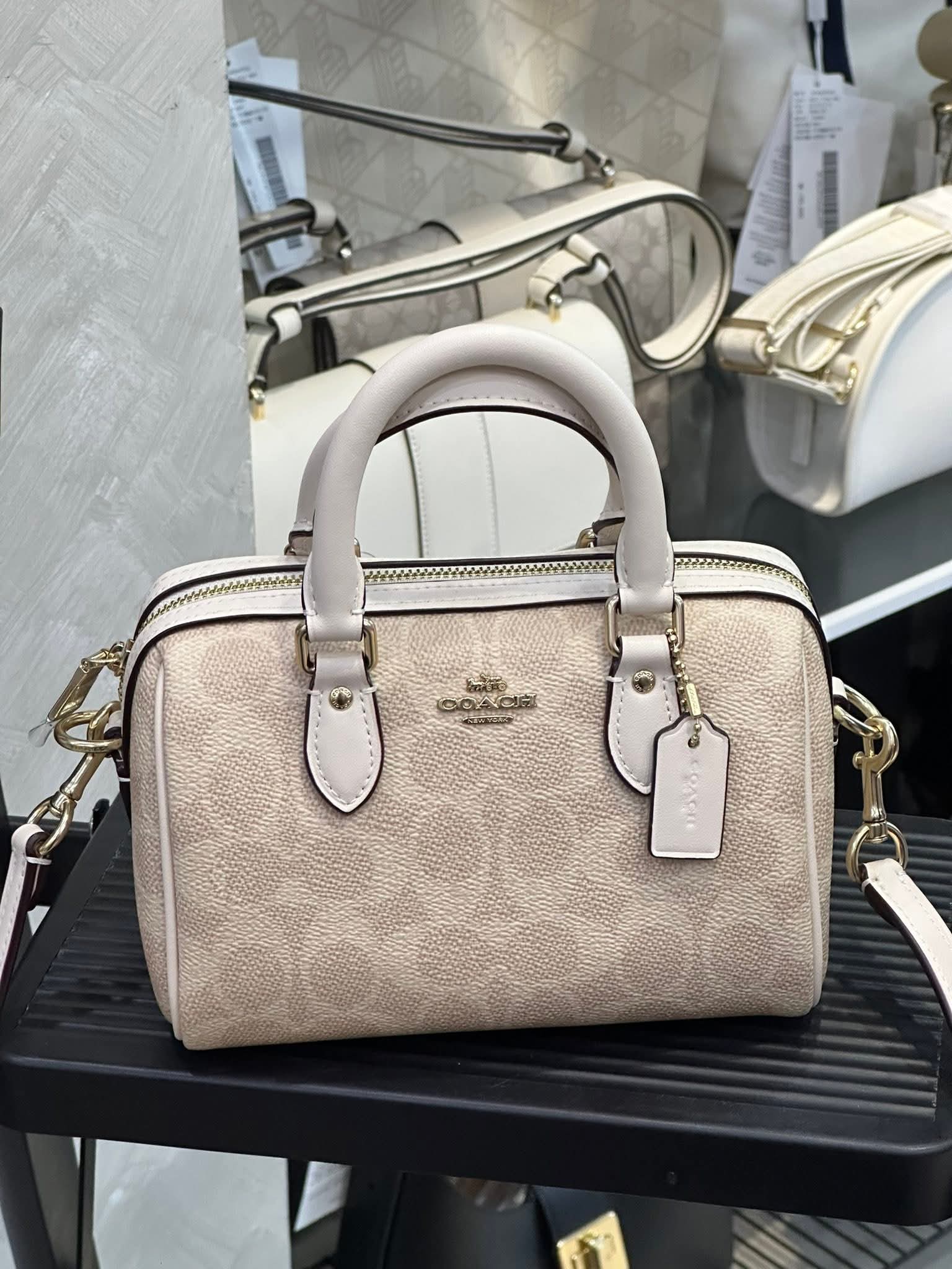 香港現貨-Coach Mini Rowan Crossbody Bag